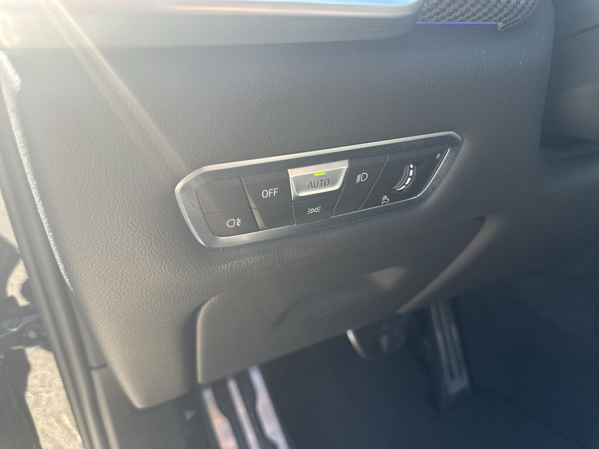 listing desktop thumbnail image 19