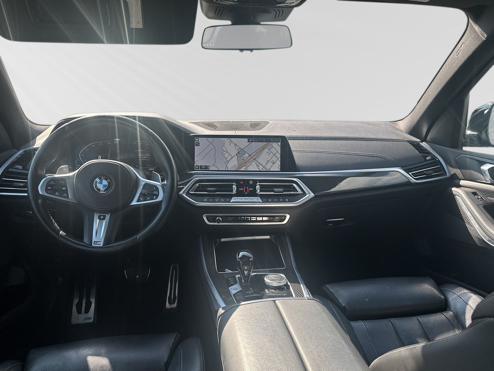 listing desktop thumbnail image 5