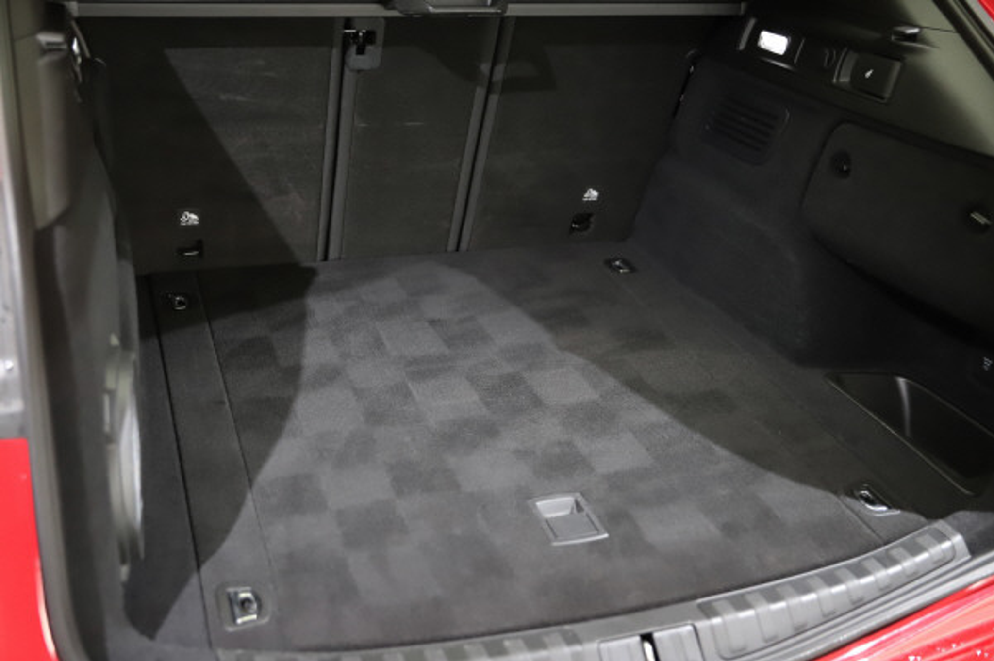 listing desktop thumbnail image 11