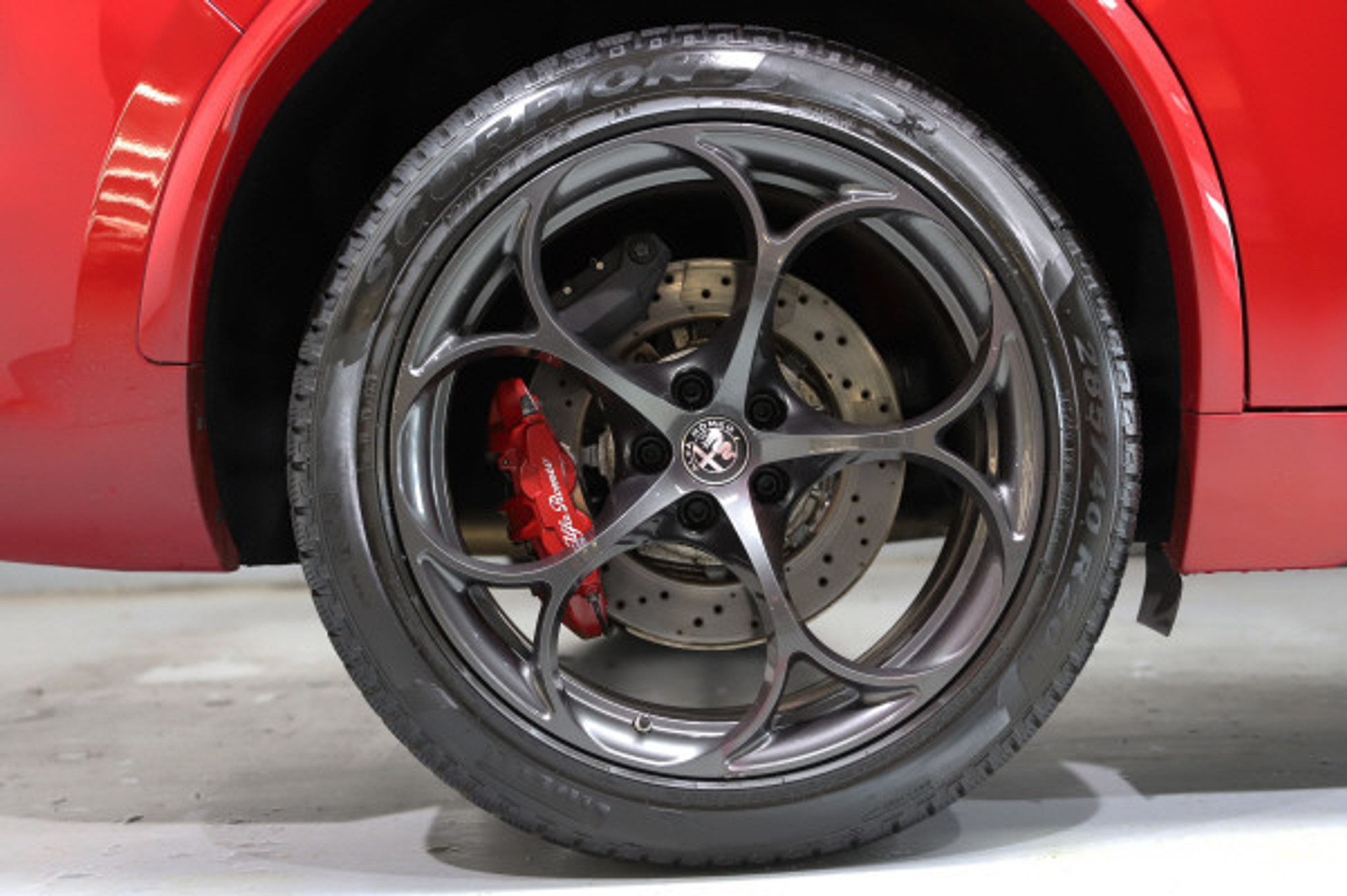 listing desktop thumbnail image 12