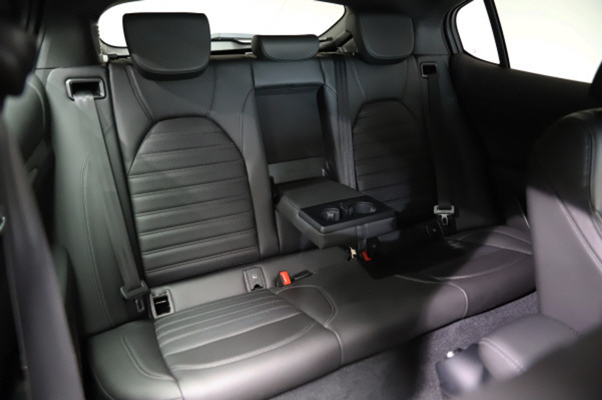 listing desktop thumbnail image 10