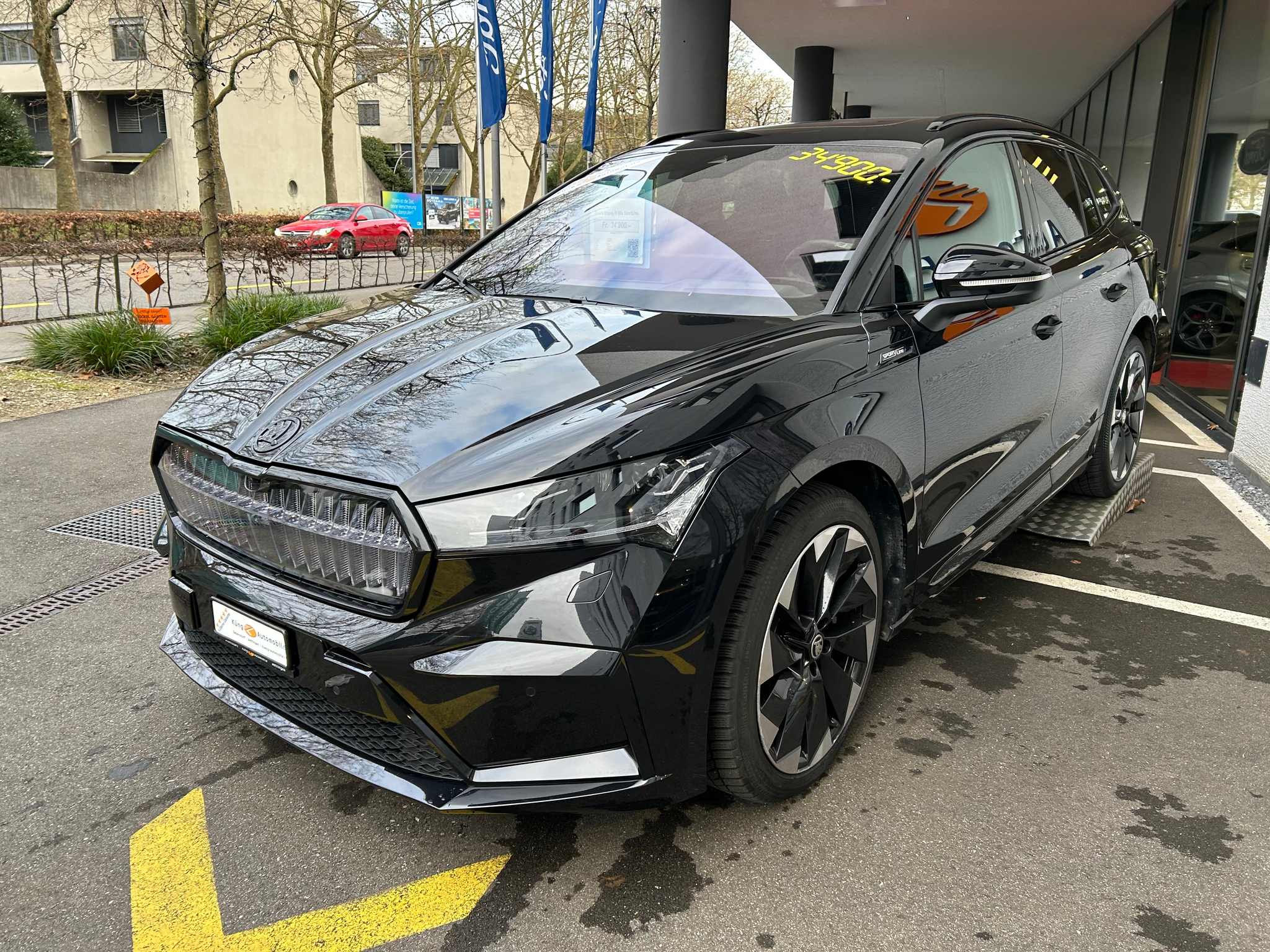 listing desktop thumbnail image 16