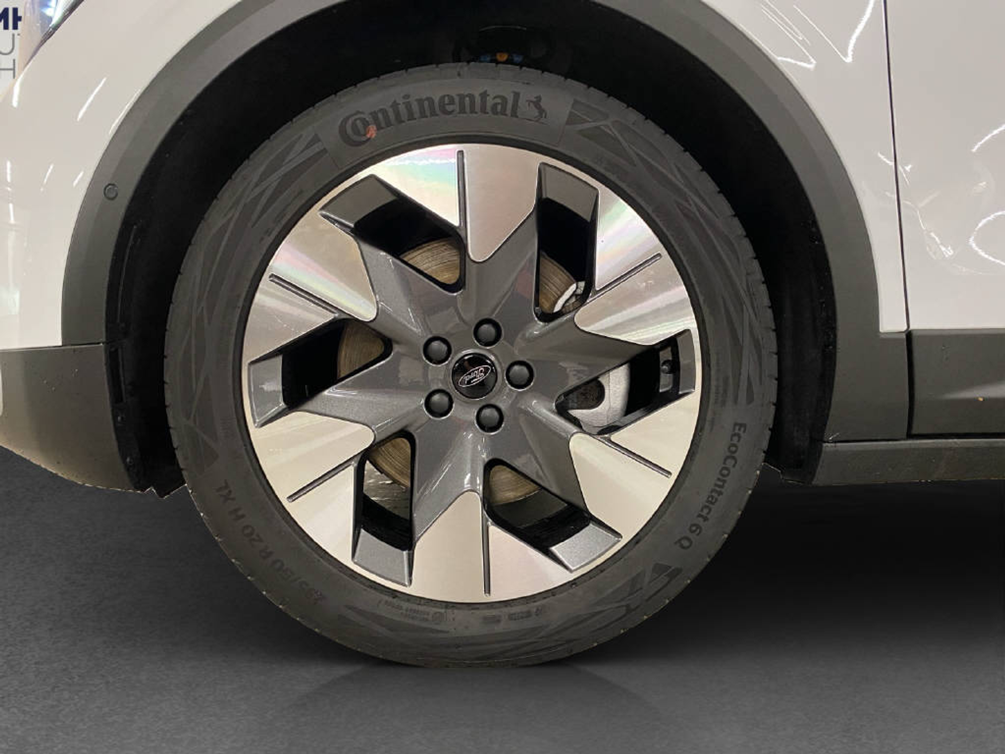 listing desktop thumbnail image 13