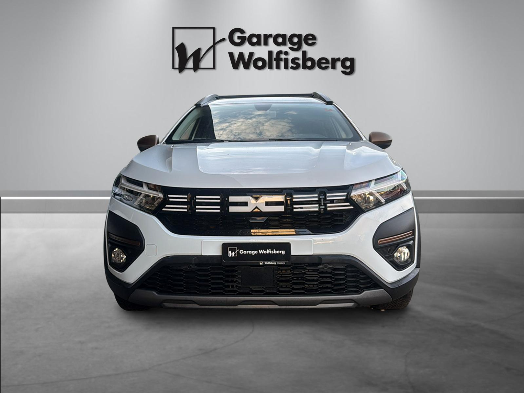 listing desktop thumbnail image 1