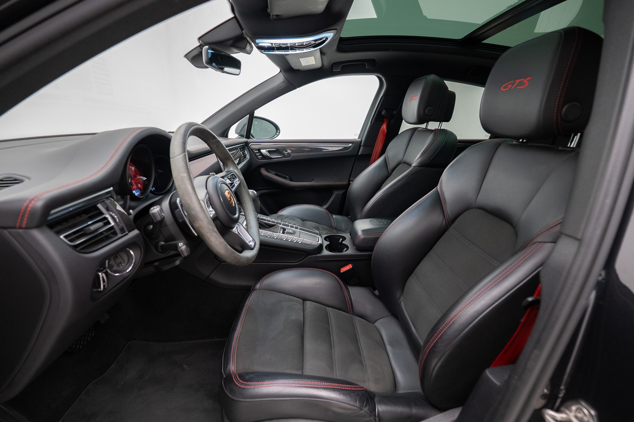 listing desktop thumbnail image 7