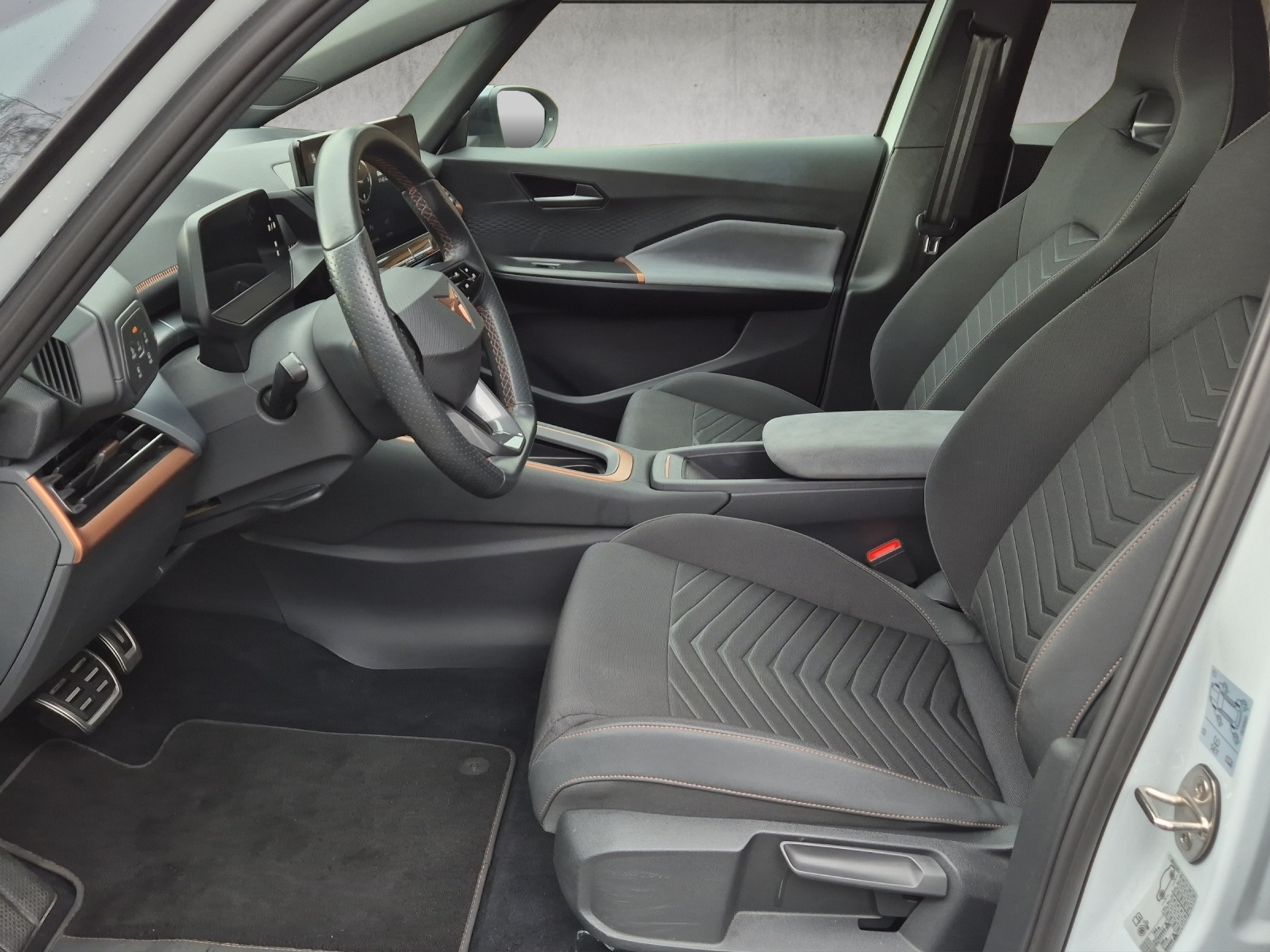 listing desktop thumbnail image 8