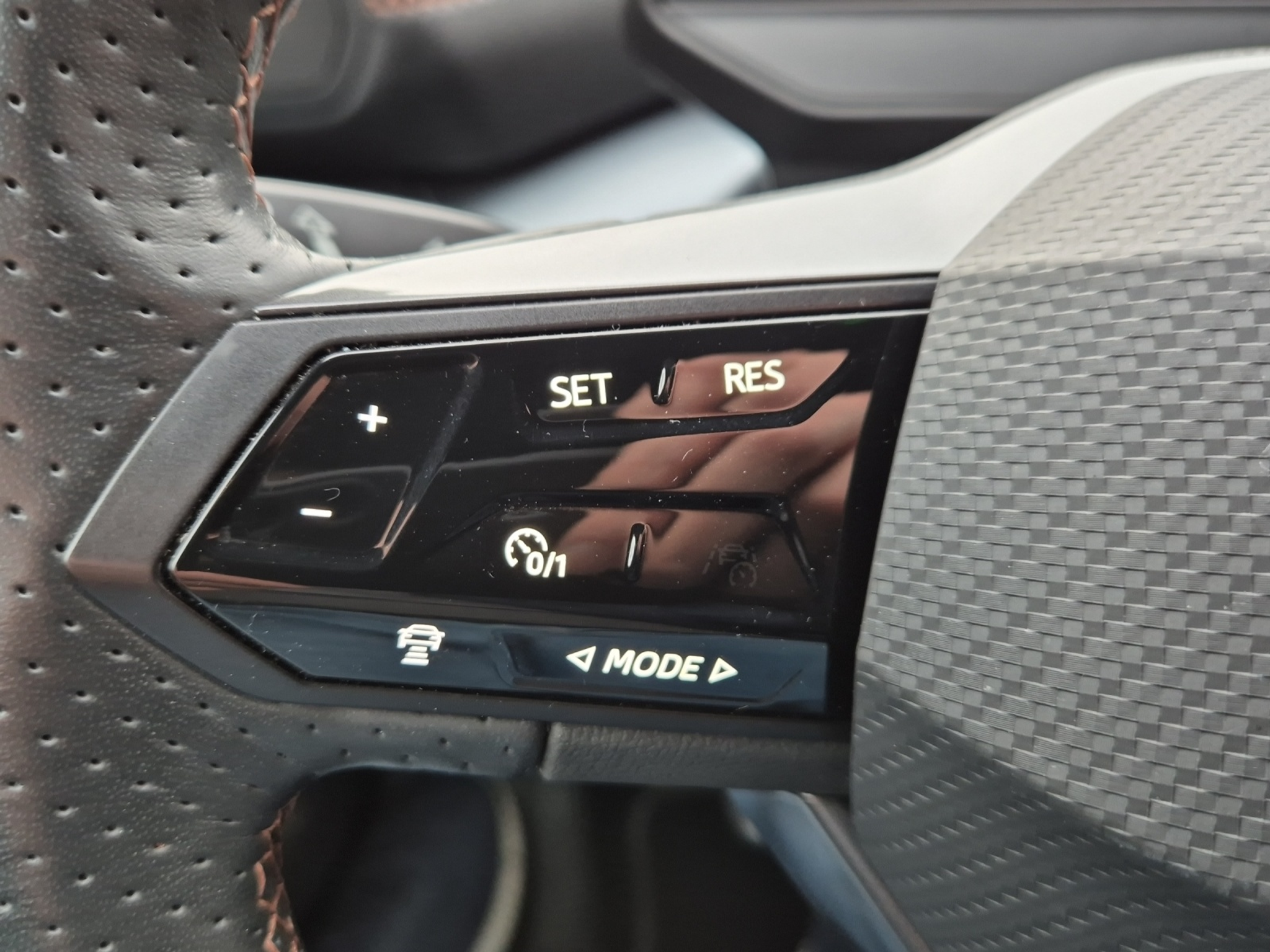 listing desktop thumbnail image 18