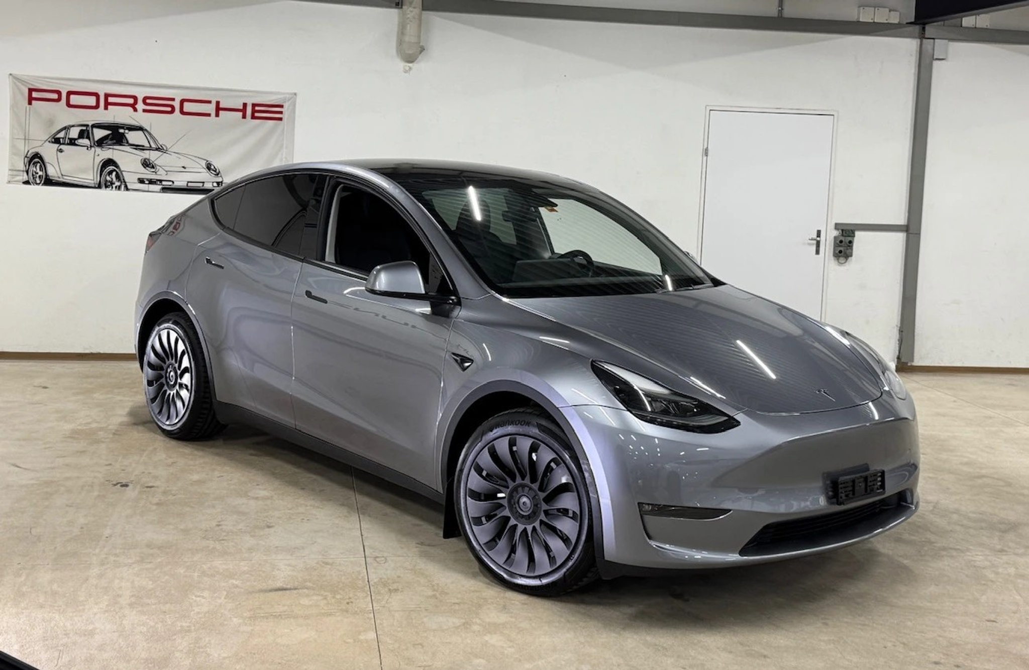 listing desktop thumbnail image 2