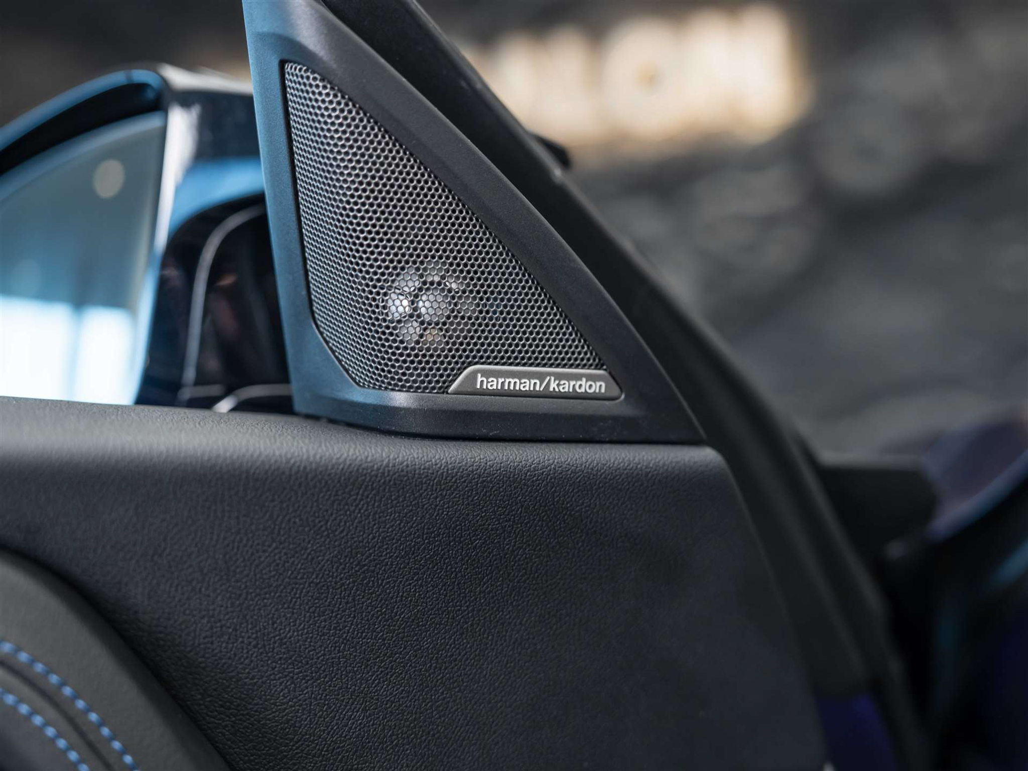 listing desktop thumbnail image 26