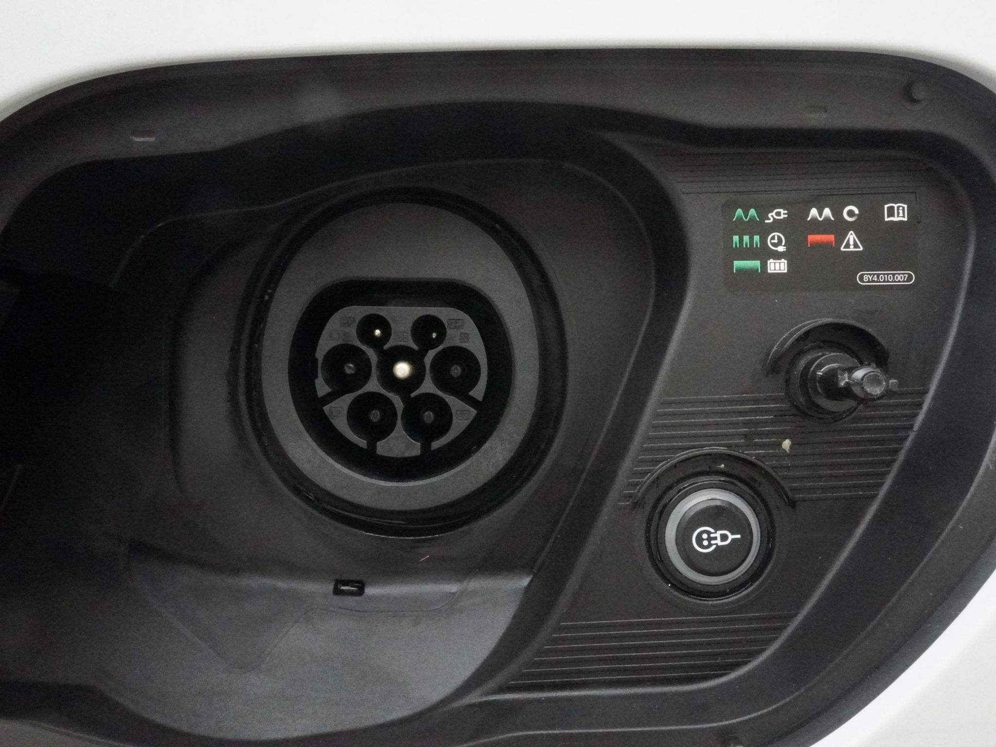 listing desktop thumbnail image 24