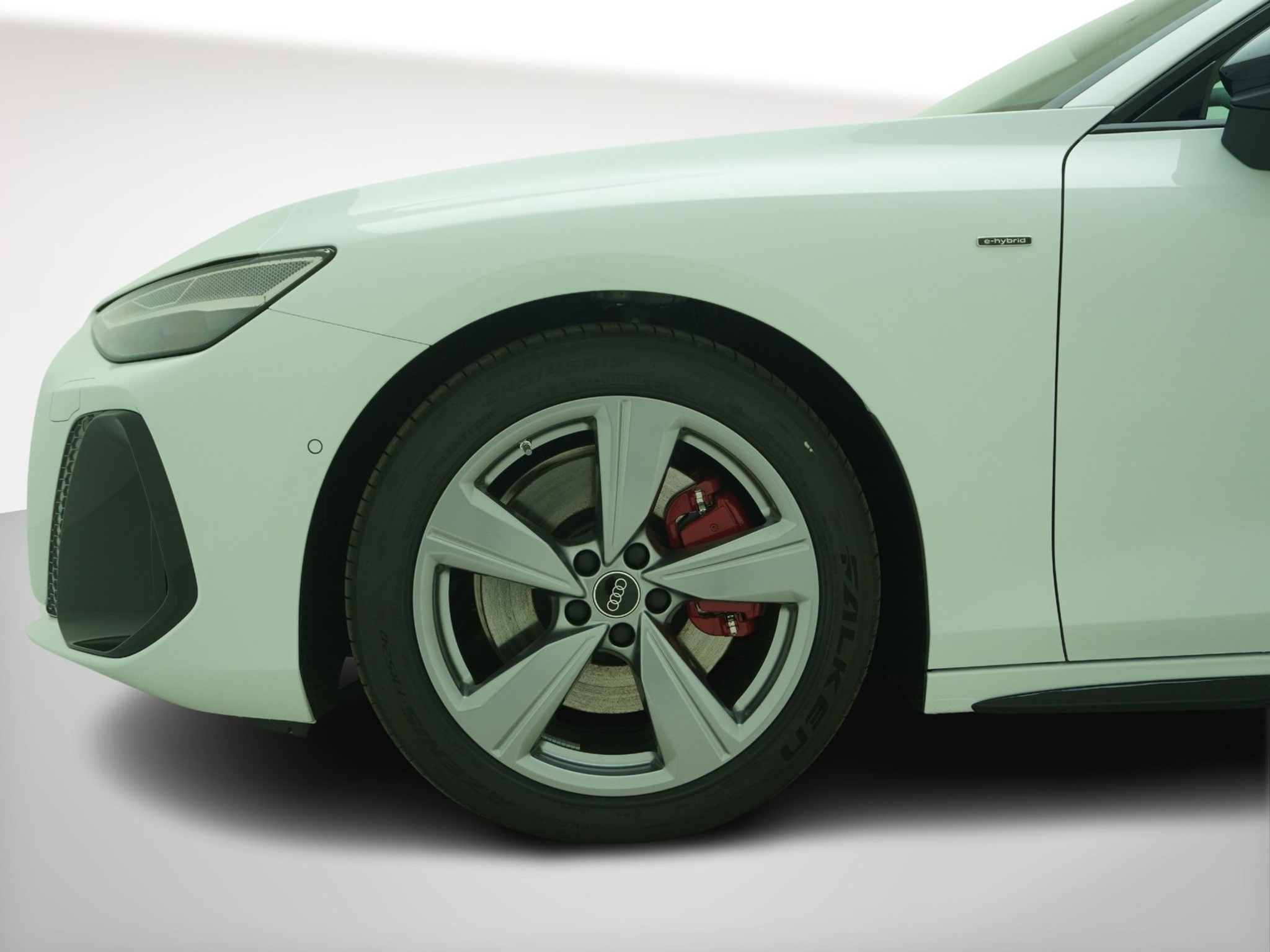 listing desktop thumbnail image 9