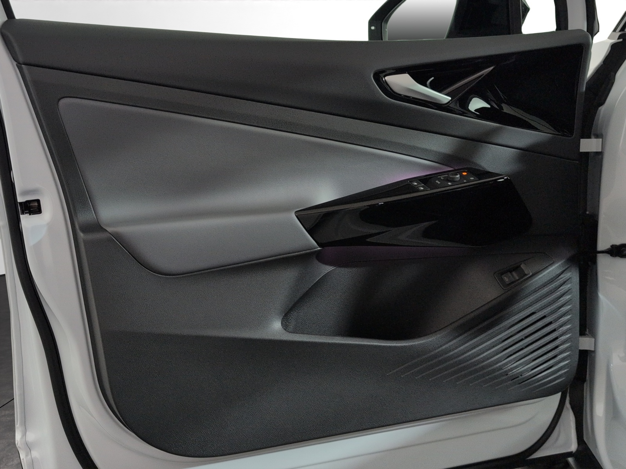 listing desktop thumbnail image 13