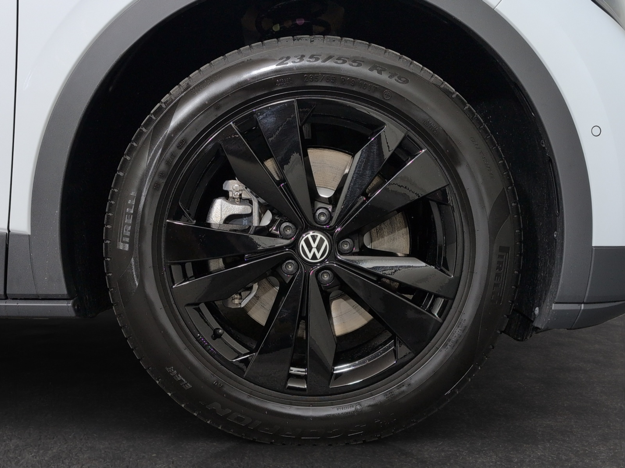 listing desktop thumbnail image 4