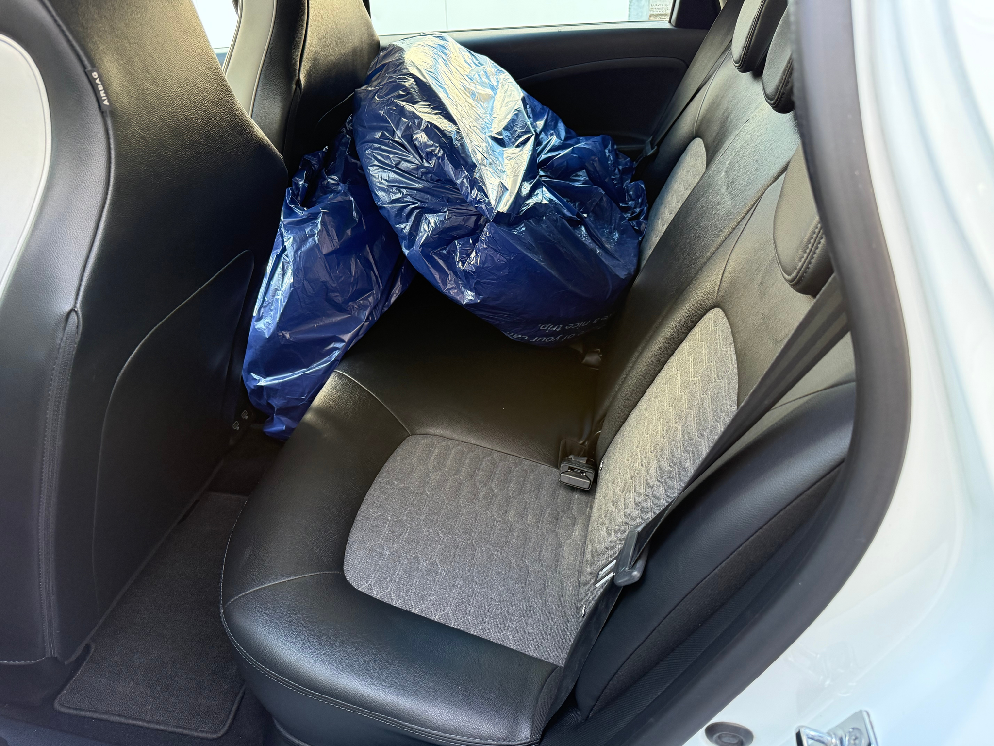 listing desktop thumbnail image 12