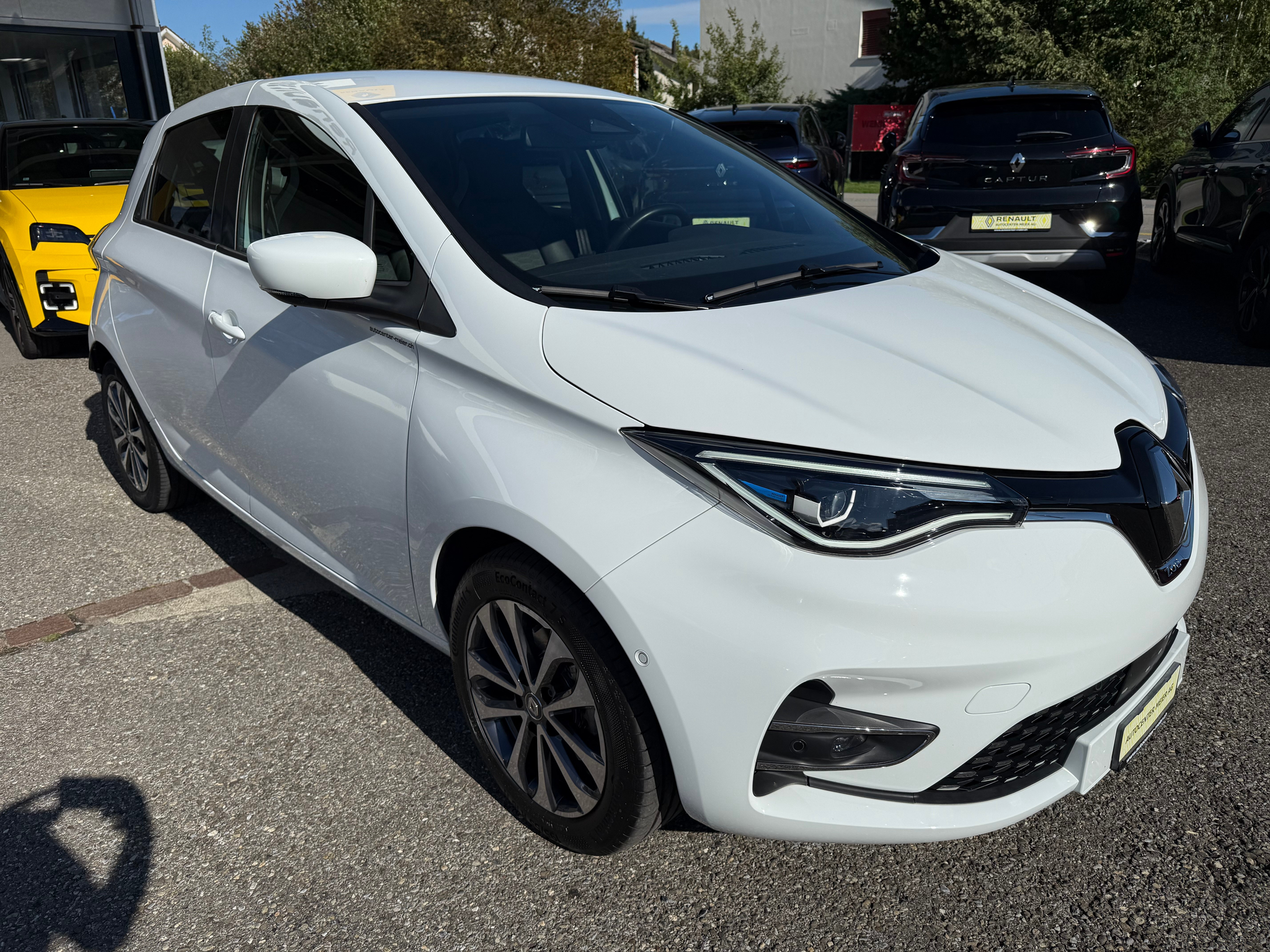 listing desktop thumbnail image 7