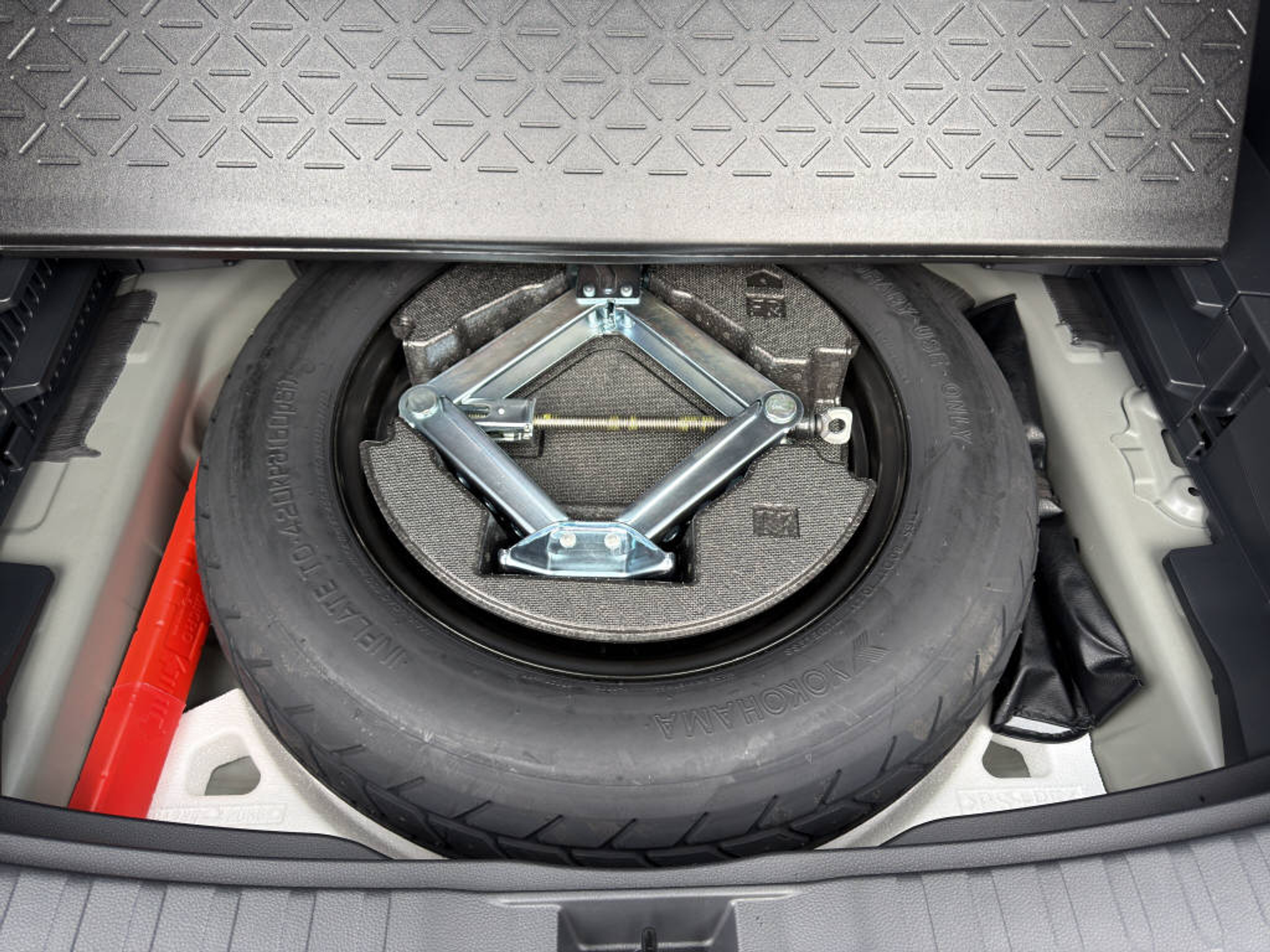 listing desktop thumbnail image 24