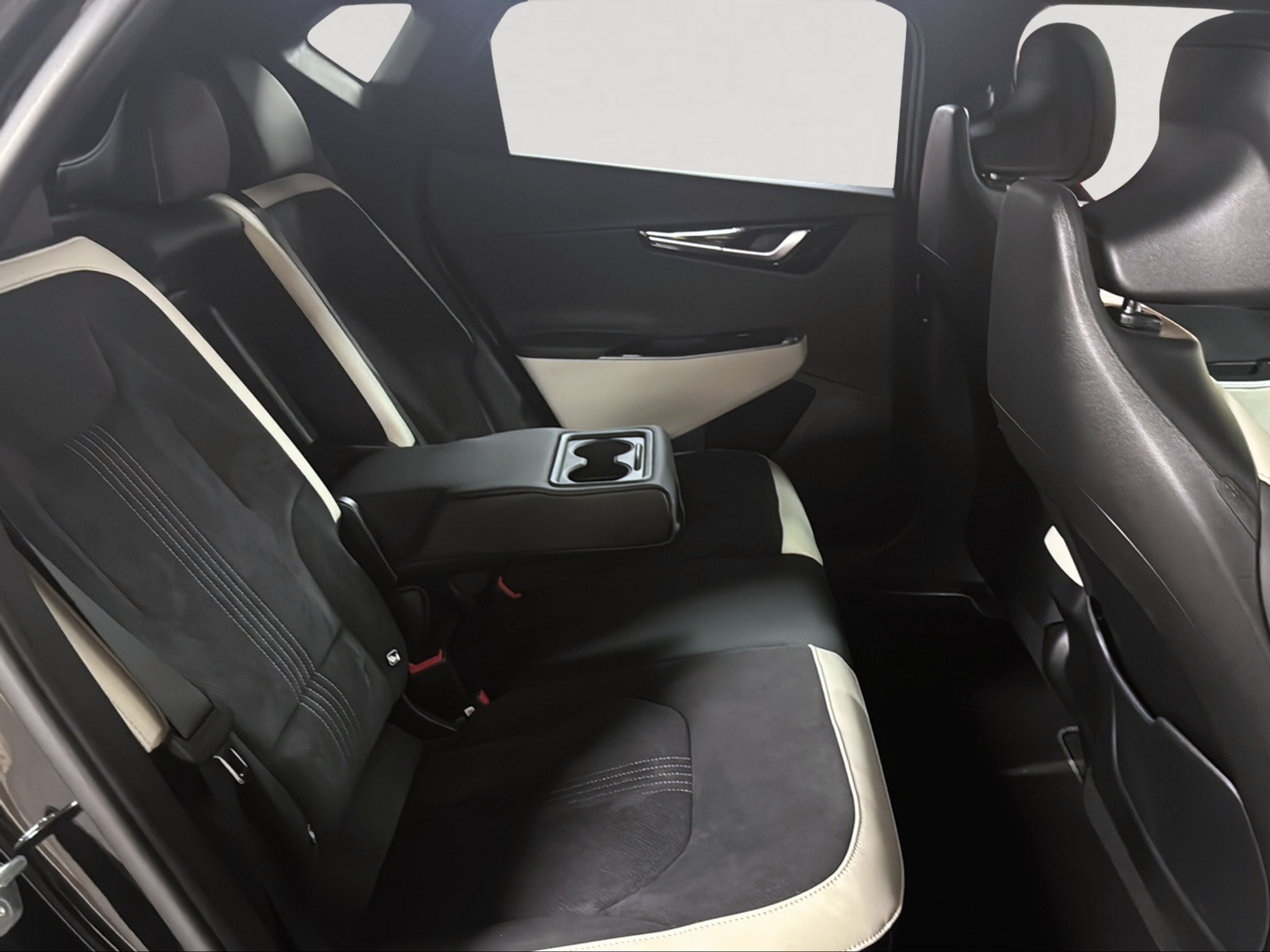 listing desktop thumbnail image 22