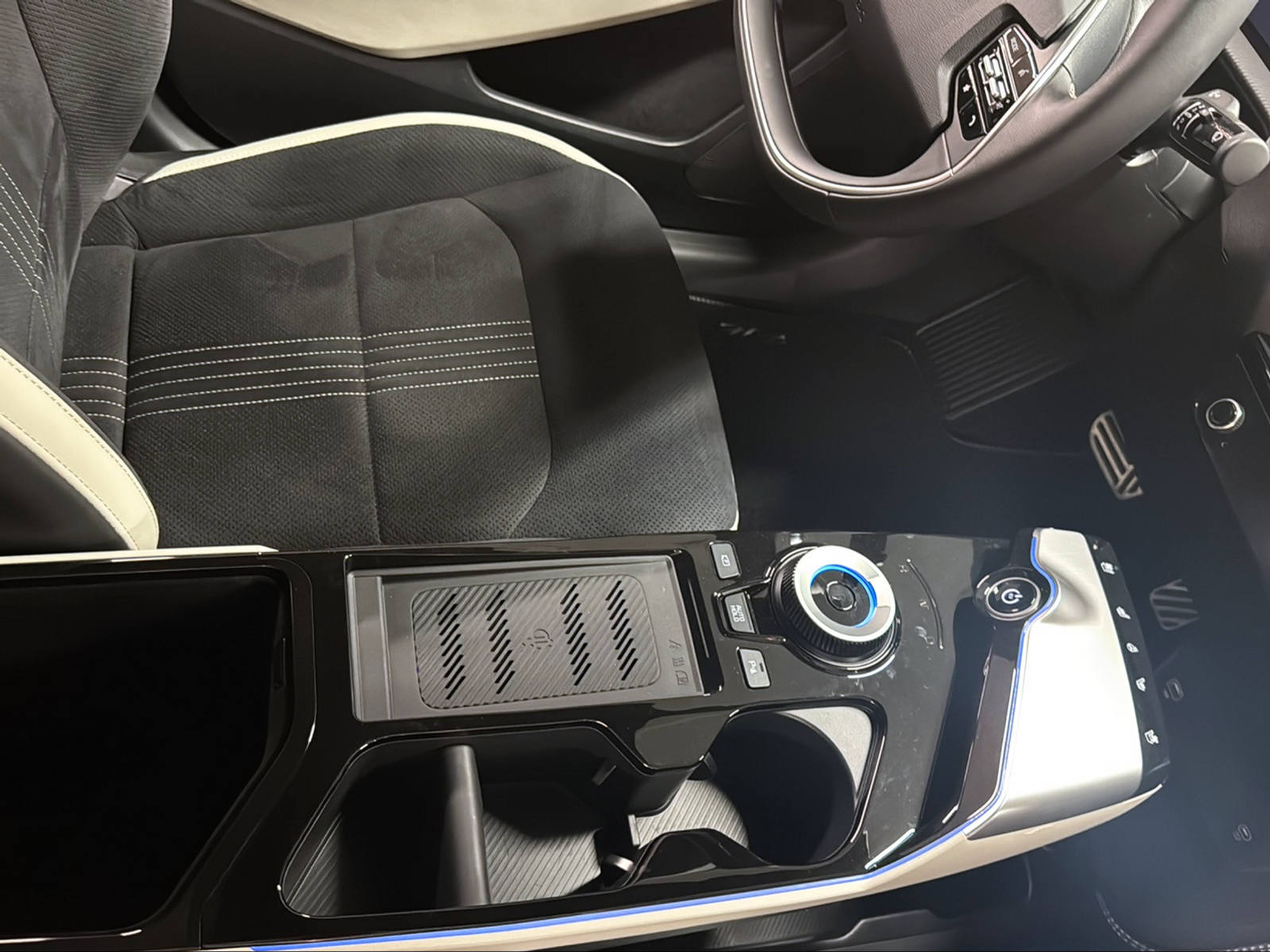 listing desktop thumbnail image 26