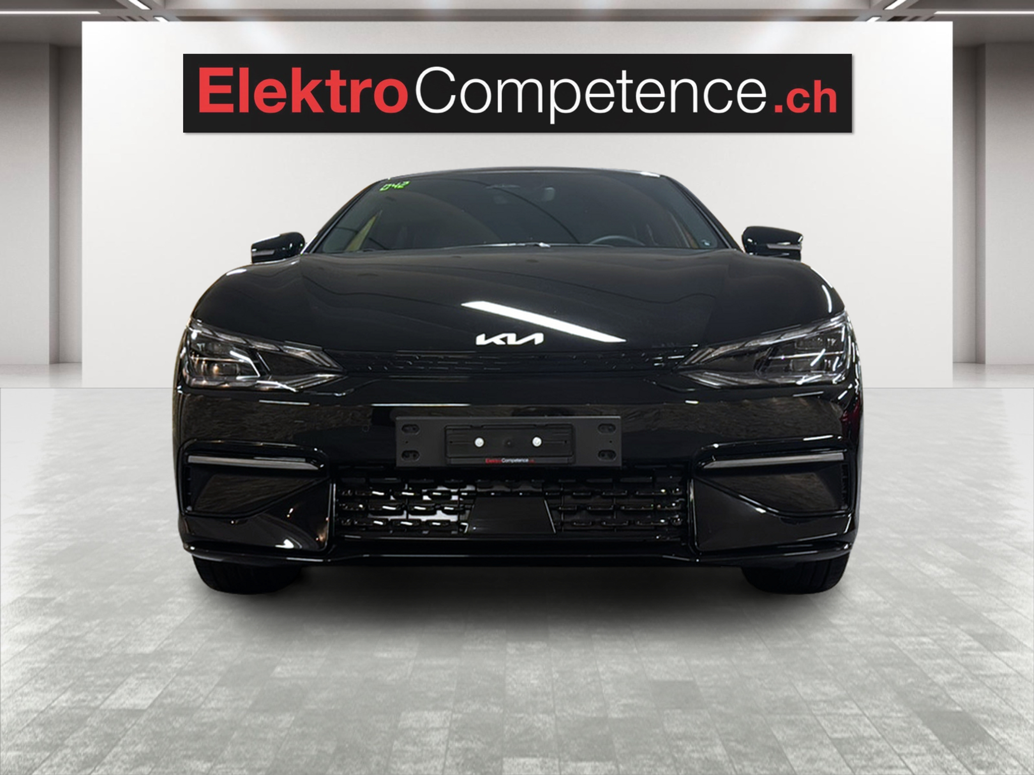 listing desktop thumbnail image 2