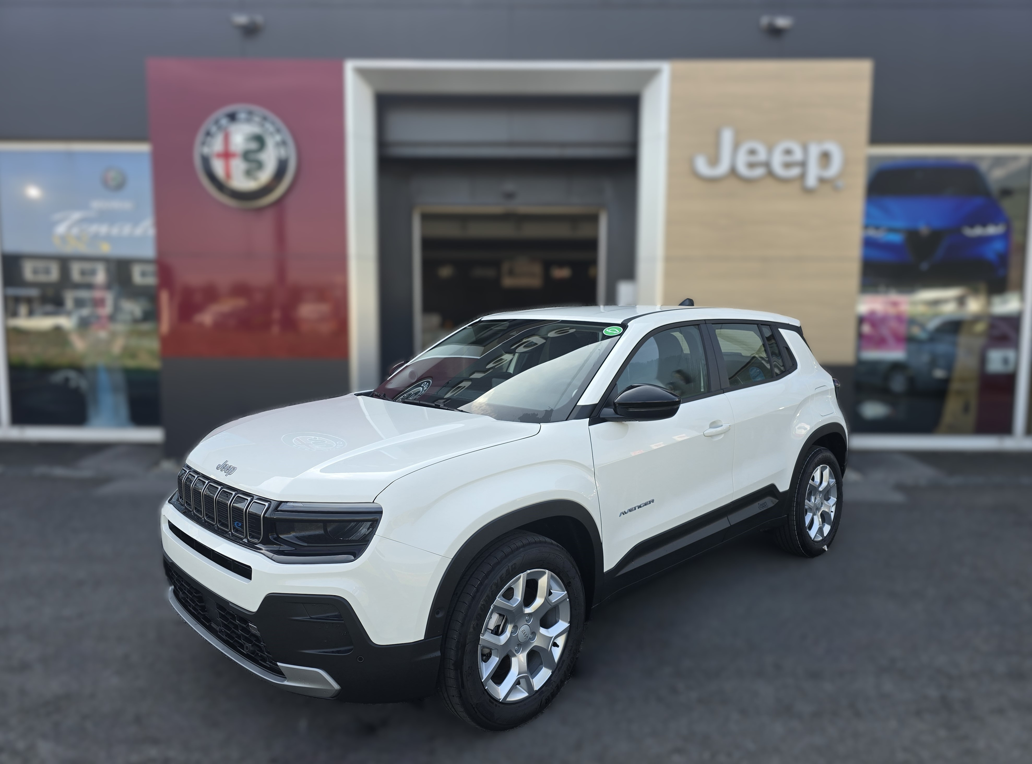 listing desktop thumbnail image 1