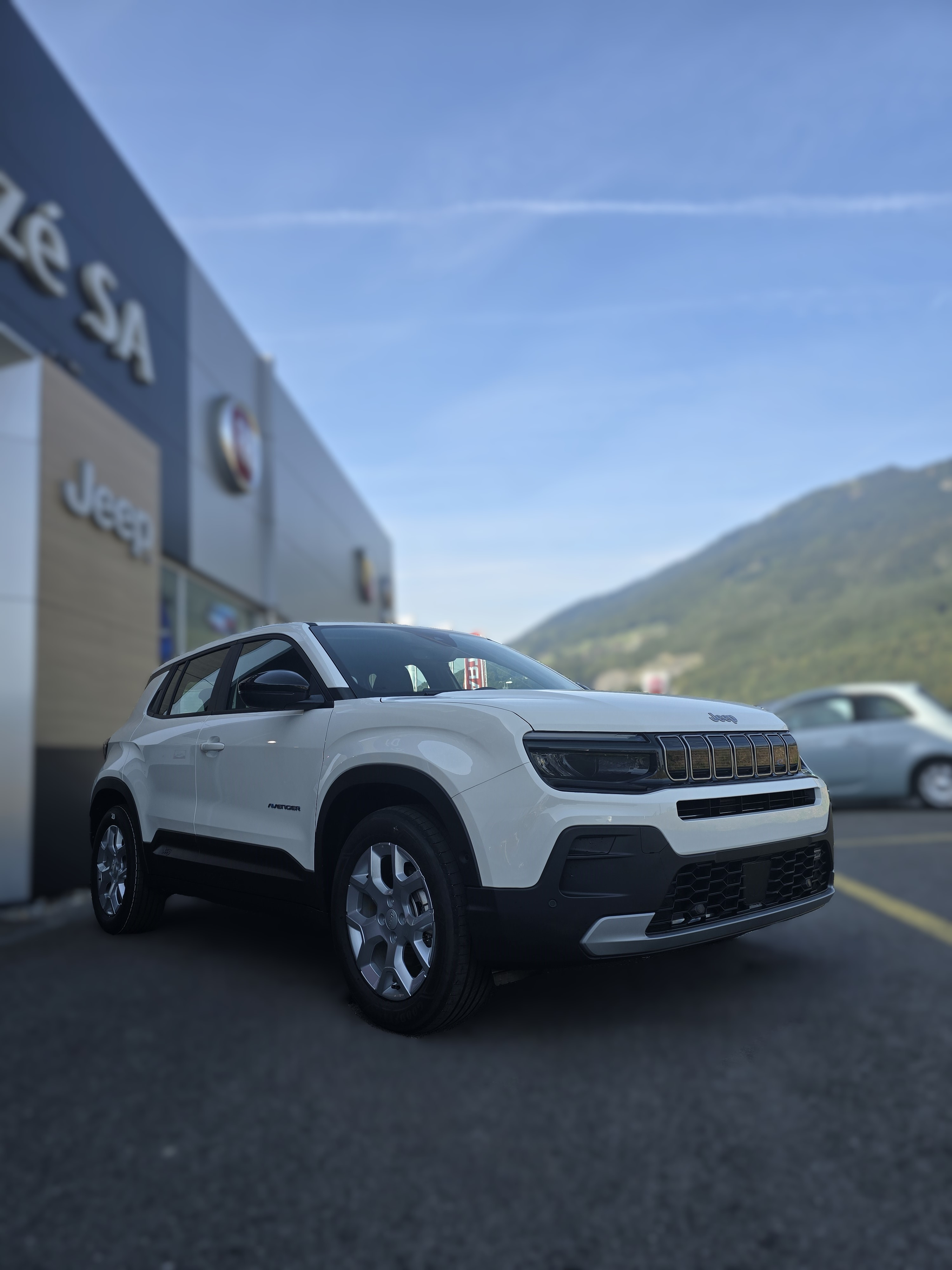 listing desktop thumbnail image 6