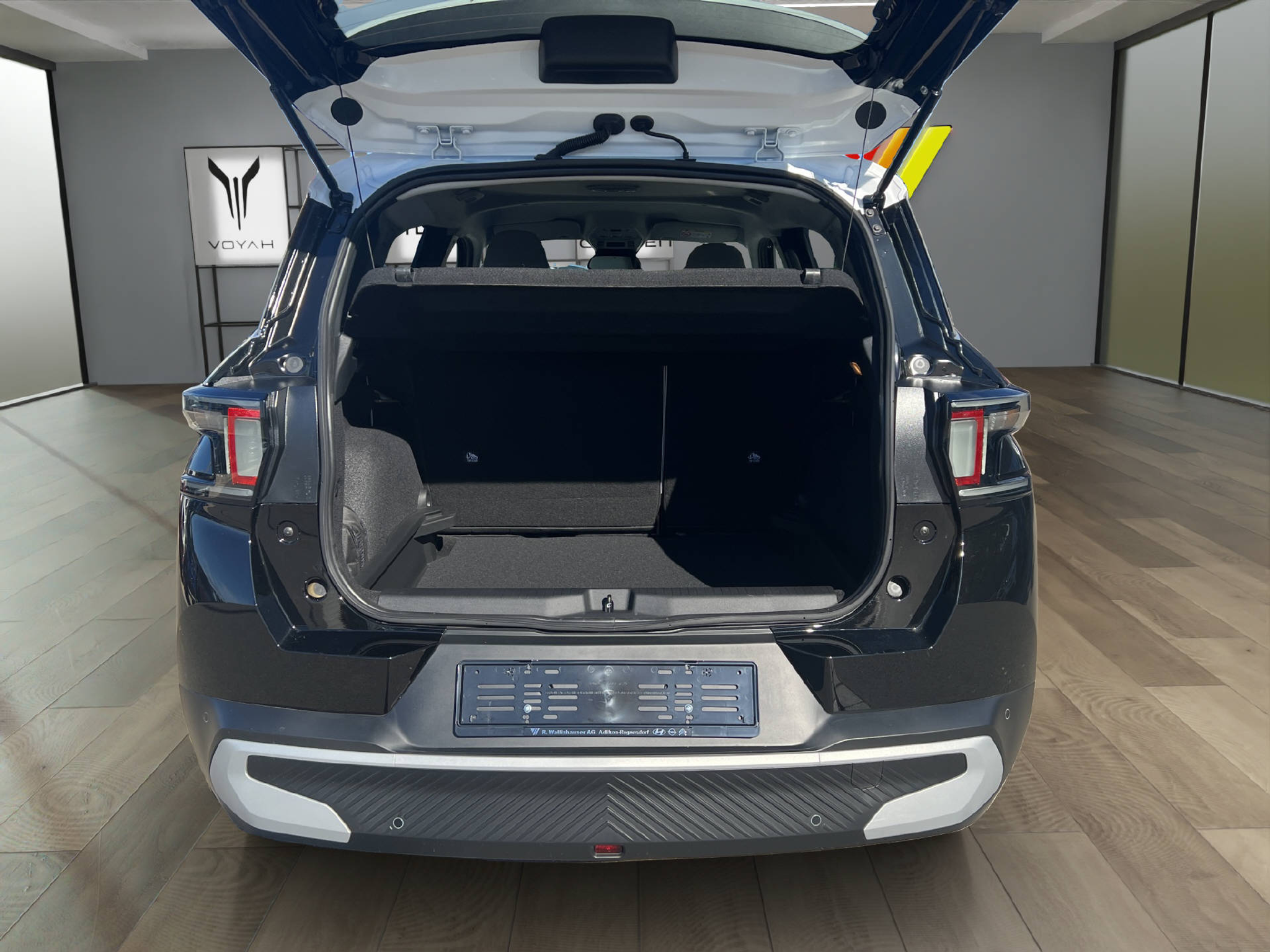 listing desktop thumbnail image 14