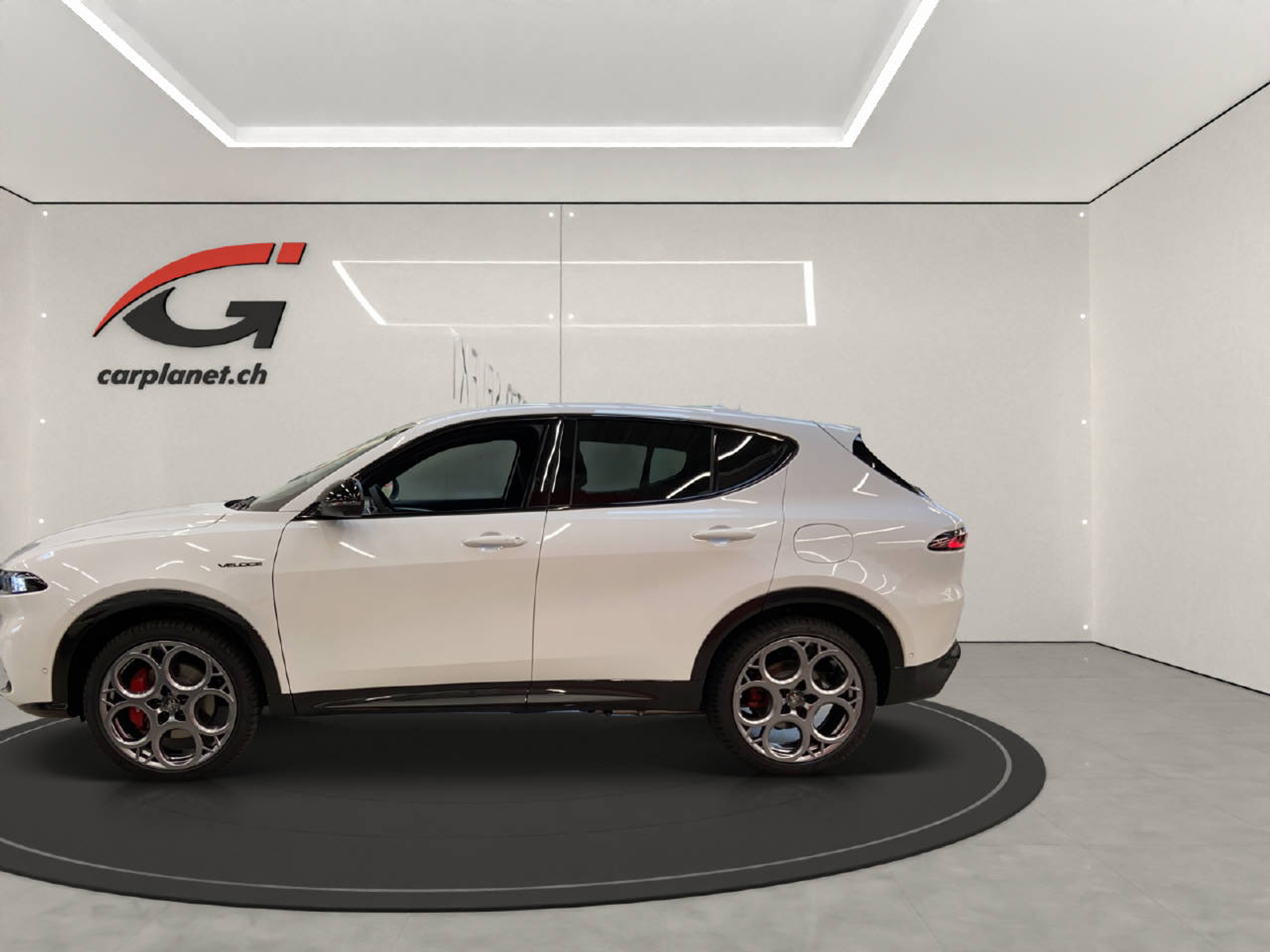 listing desktop thumbnail image 1