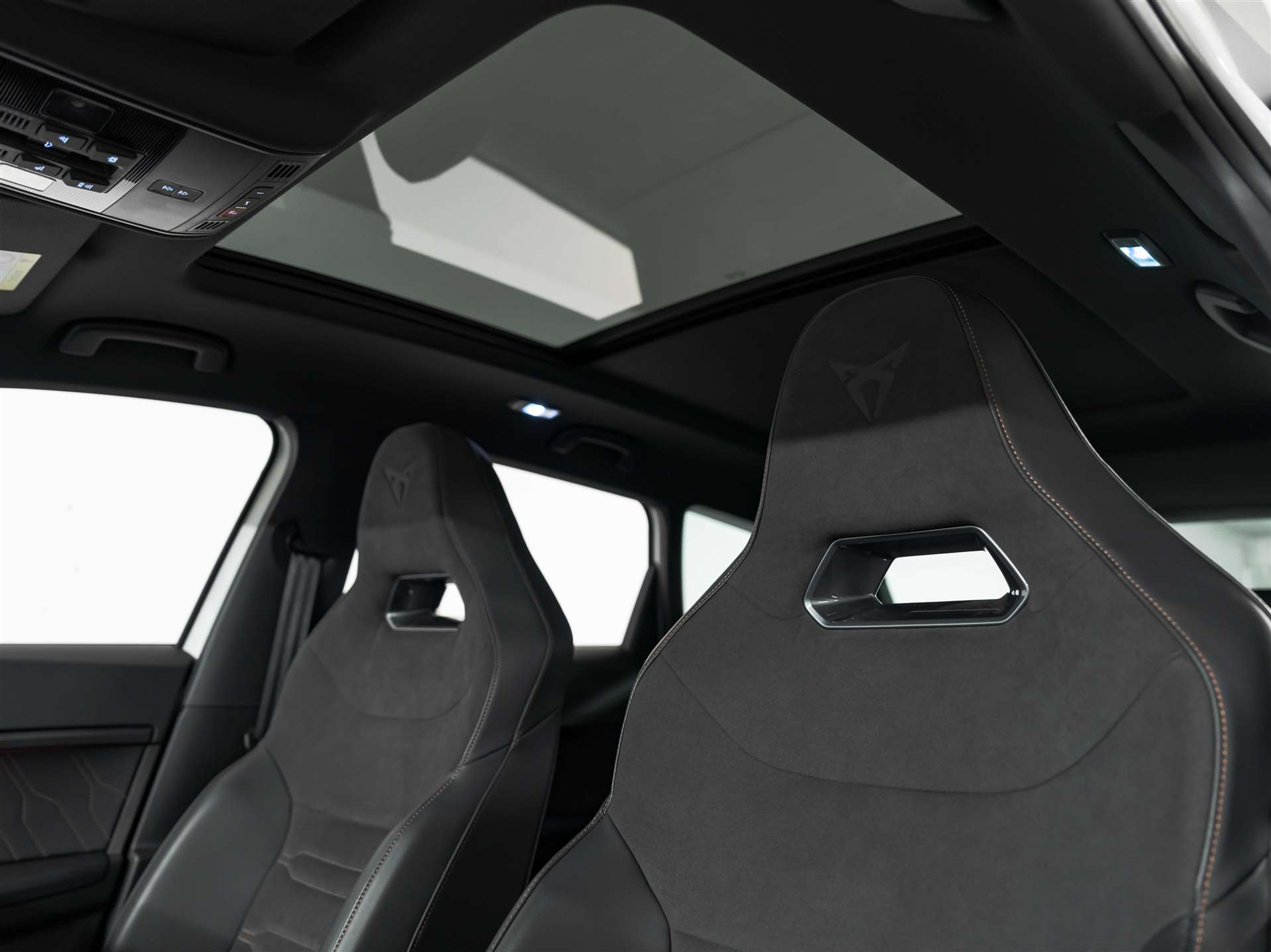 listing desktop thumbnail image 12