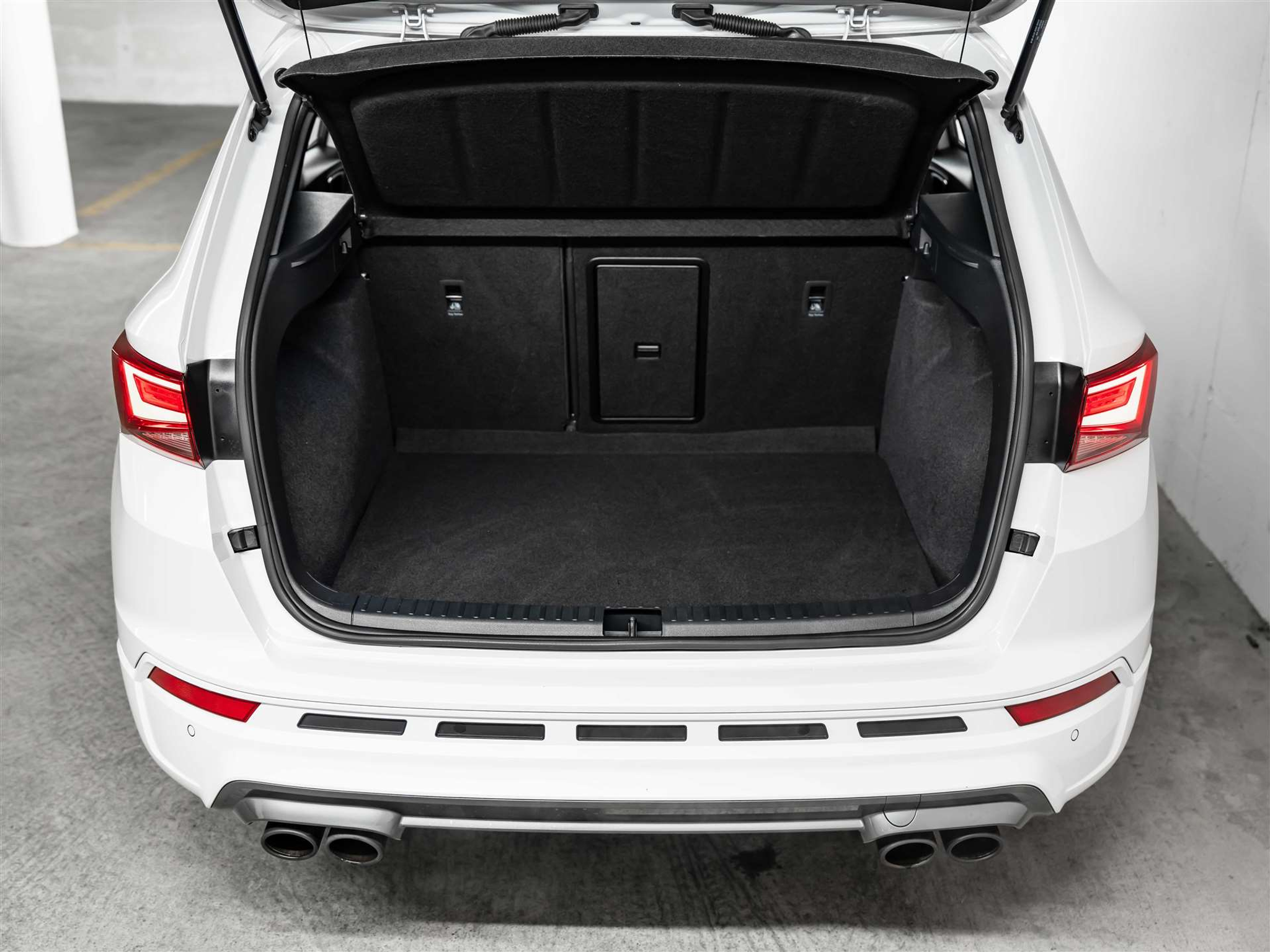 listing desktop thumbnail image 54