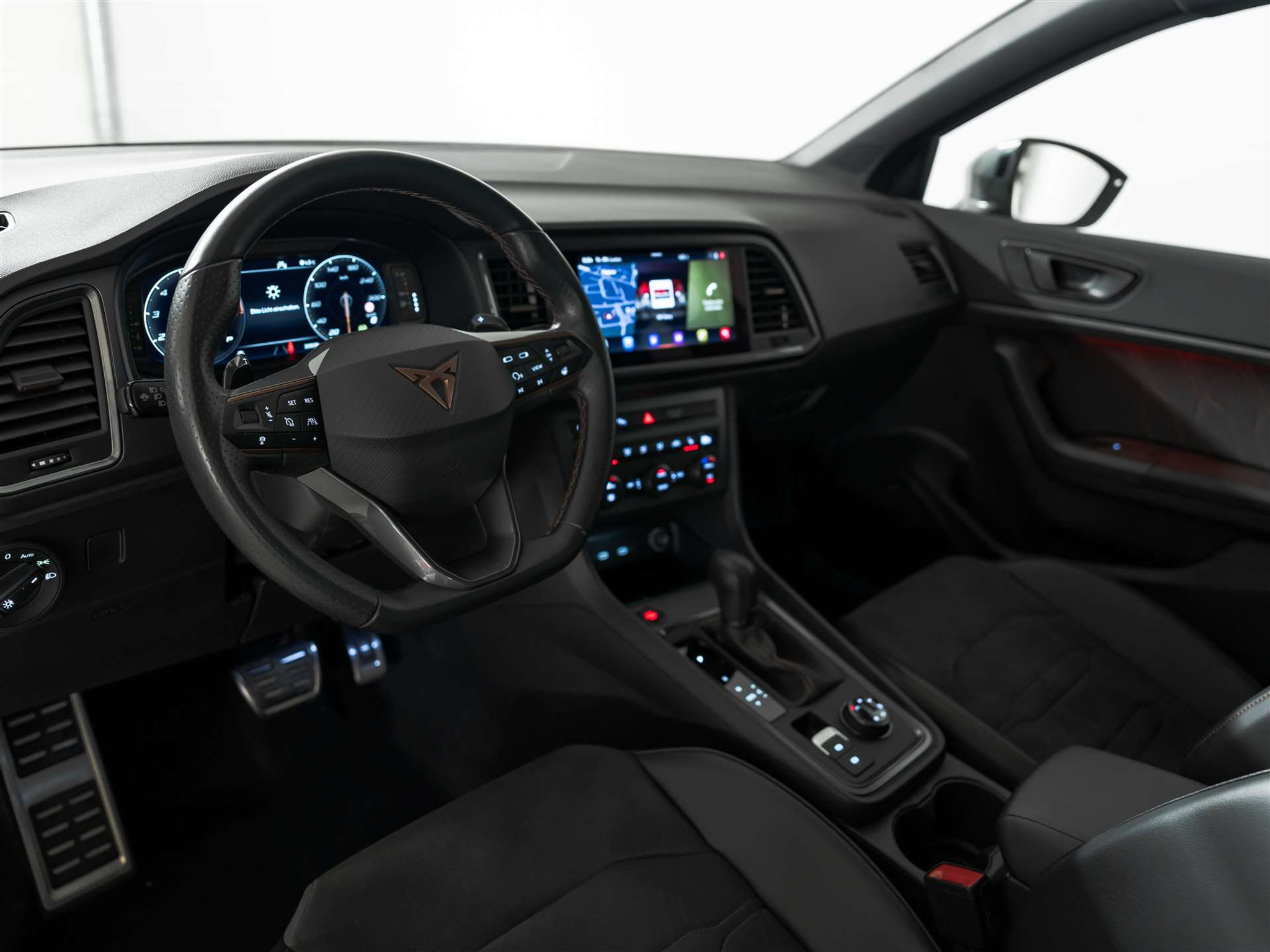 listing desktop thumbnail image 8