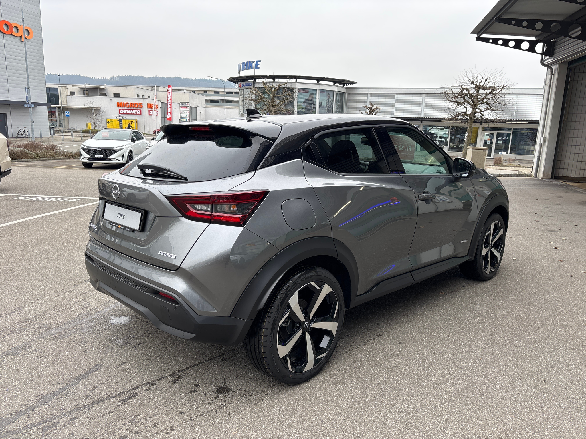 listing desktop thumbnail image 5