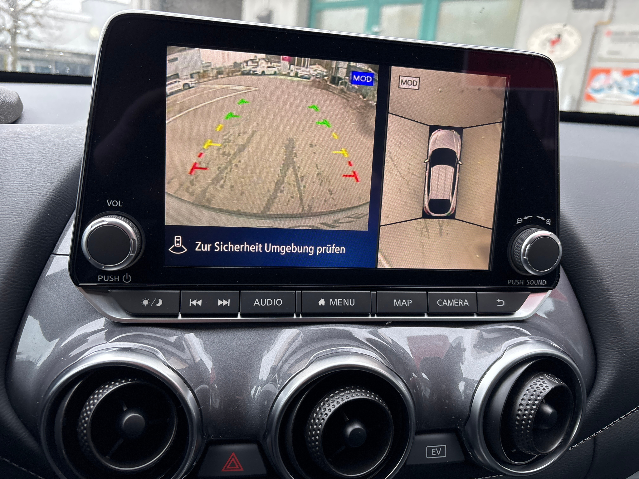 listing desktop thumbnail image 13