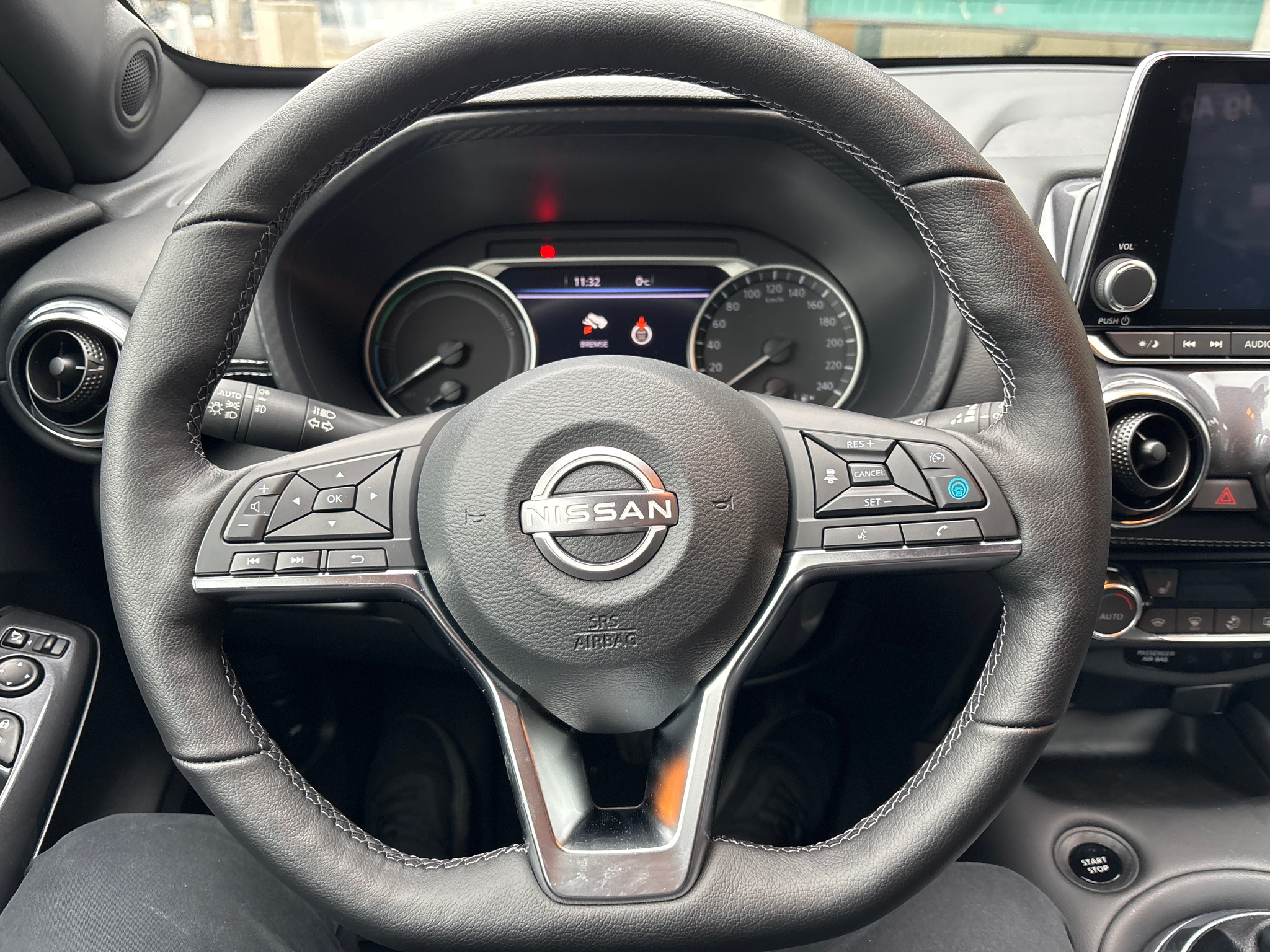 listing desktop thumbnail image 11