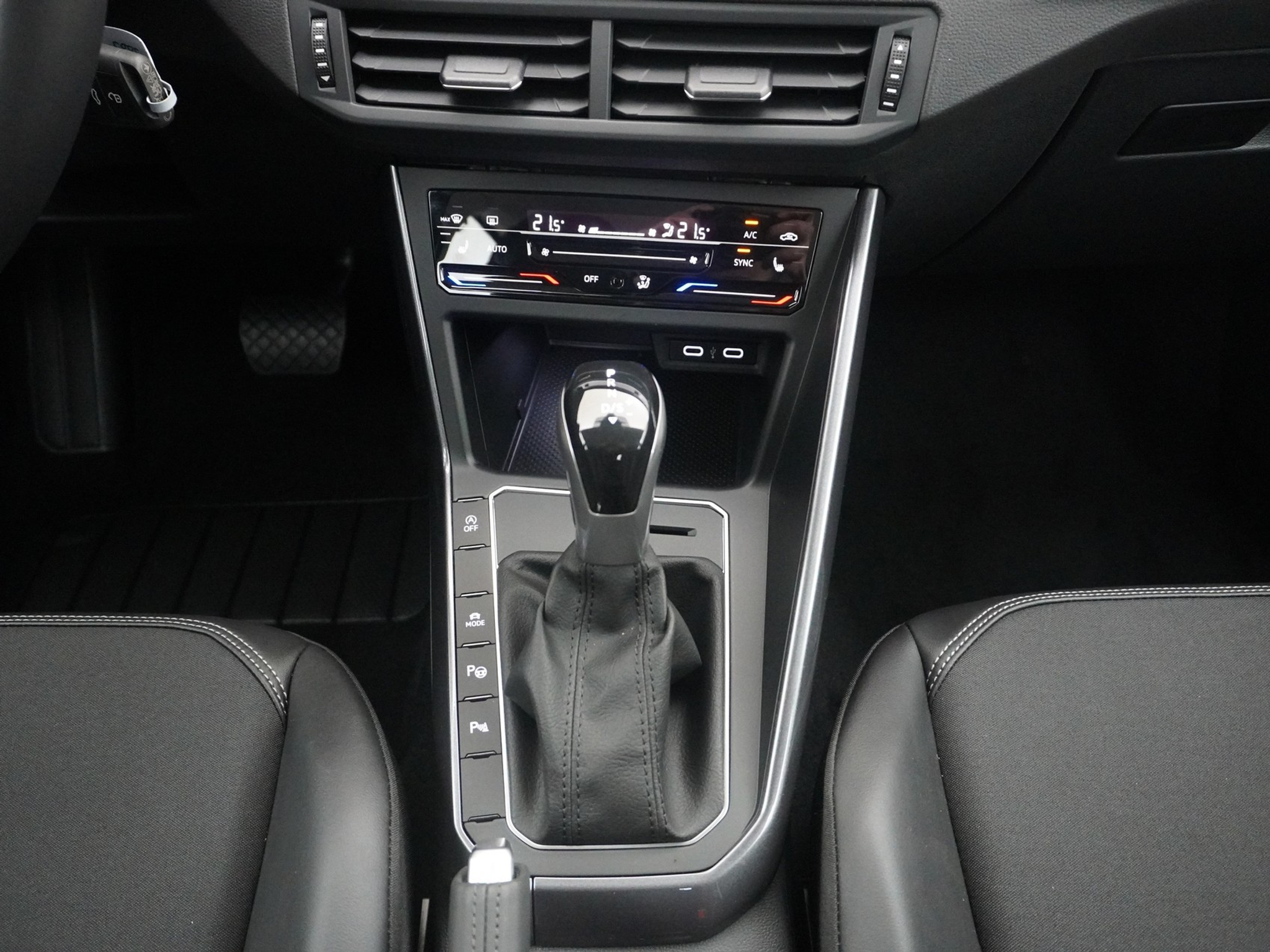 listing desktop thumbnail image 15