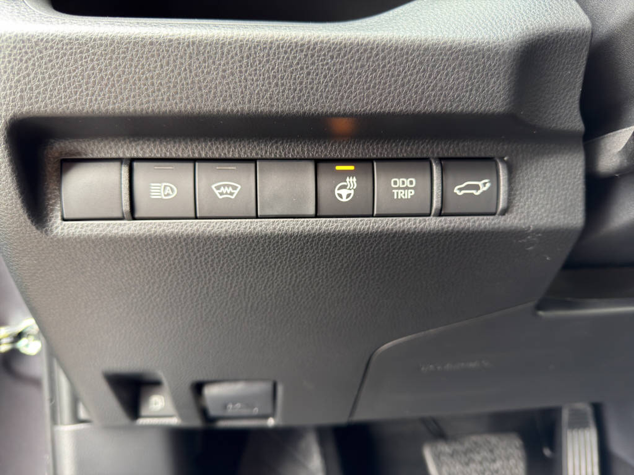 listing desktop thumbnail image 22