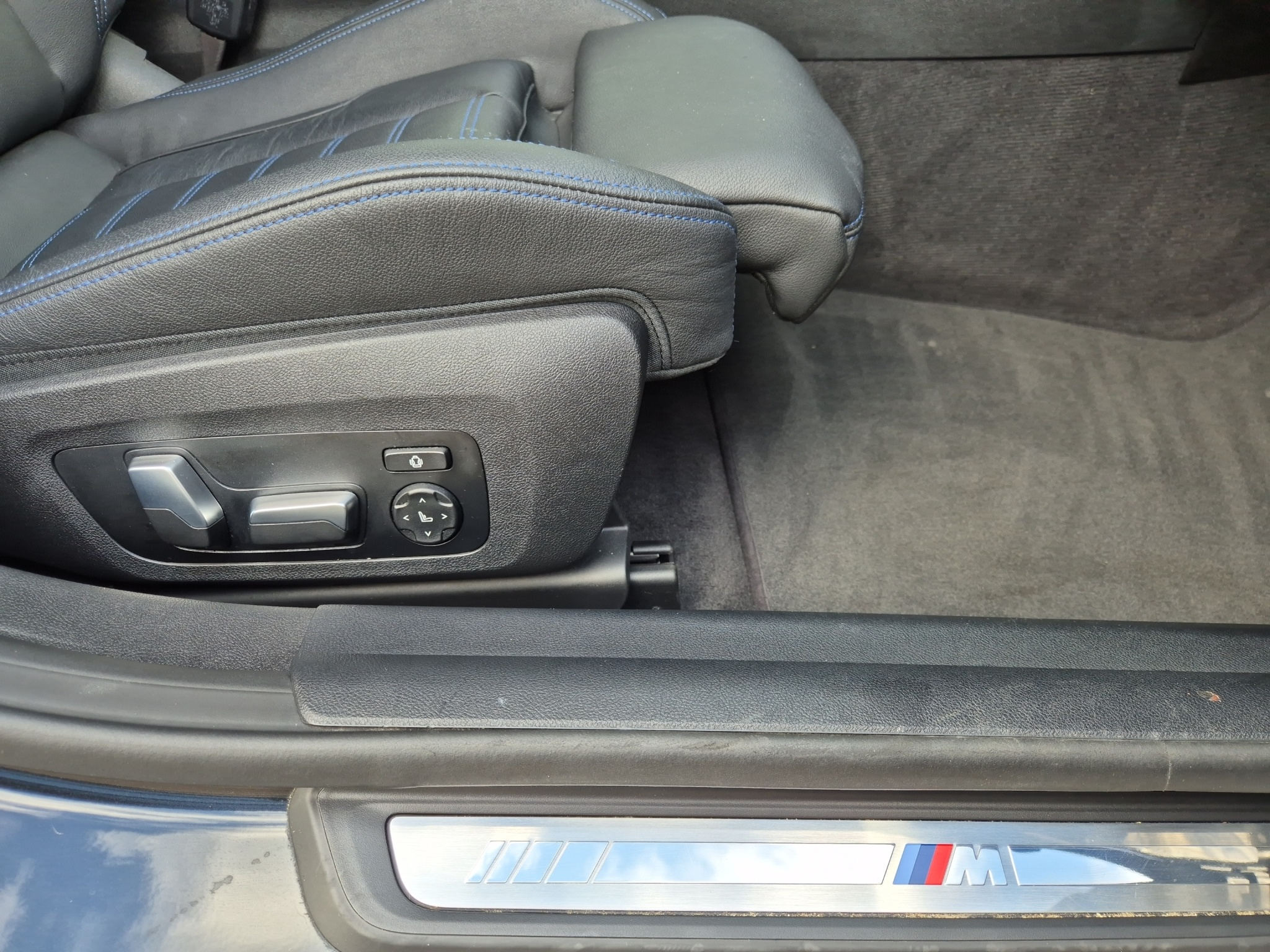 listing desktop thumbnail image 16