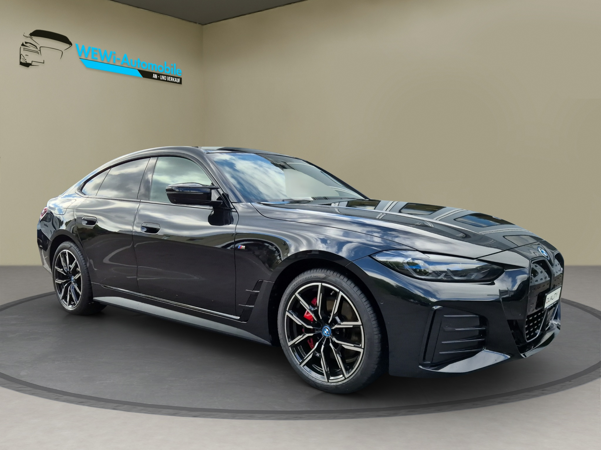 listing desktop thumbnail image 1