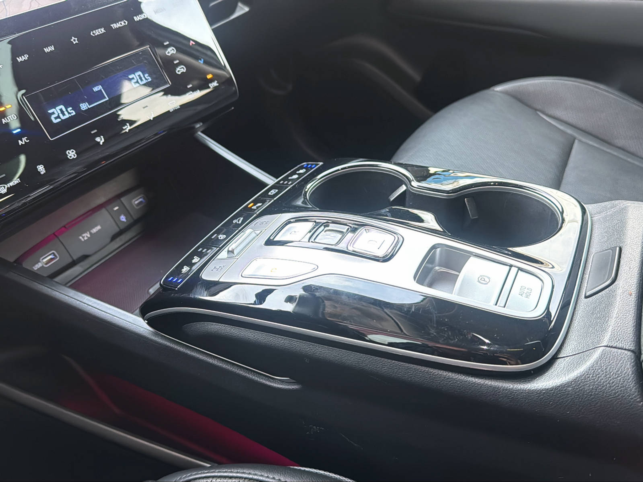 listing desktop thumbnail image 19