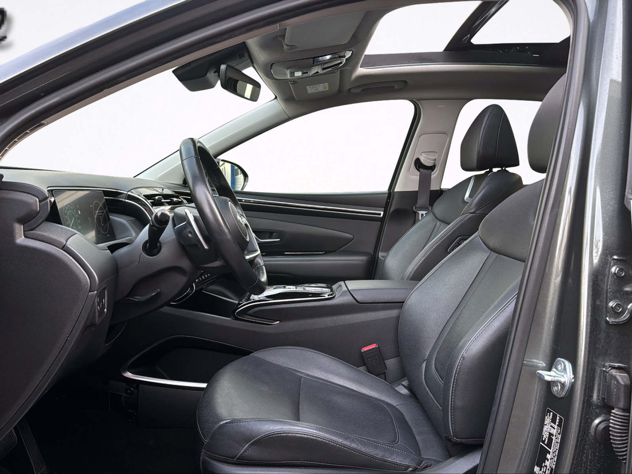 listing desktop thumbnail image 13