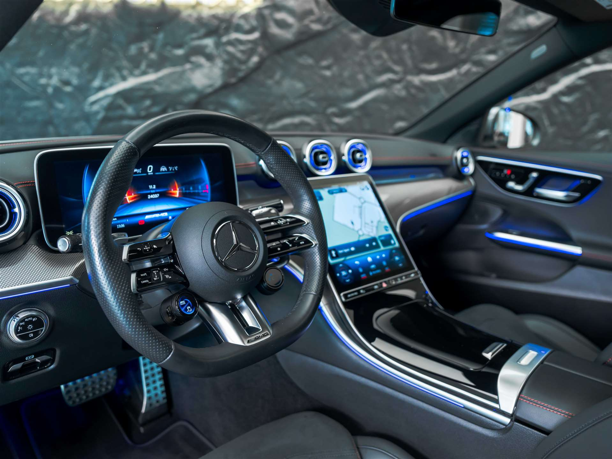 listing desktop thumbnail image 7