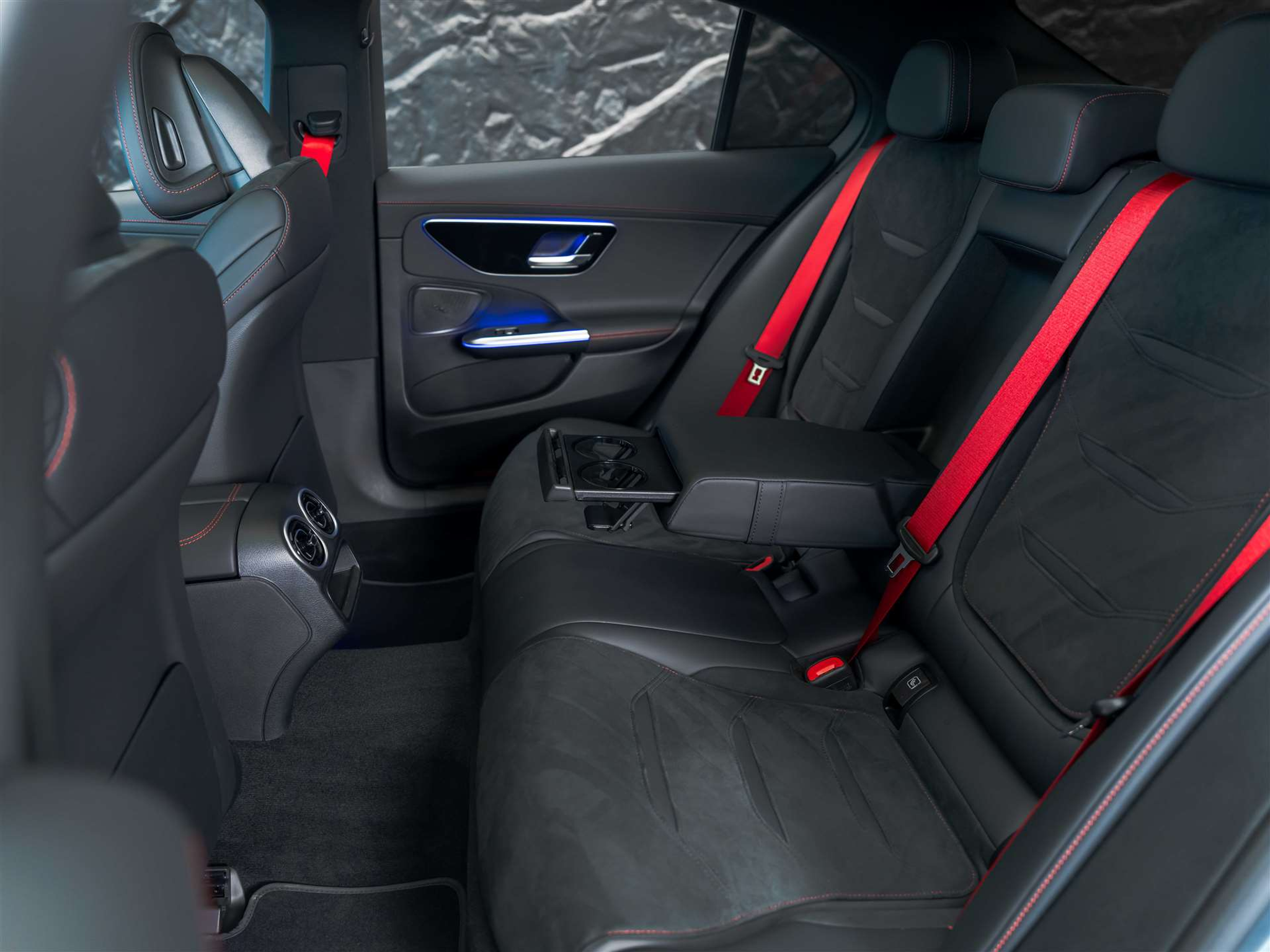 listing desktop thumbnail image 15