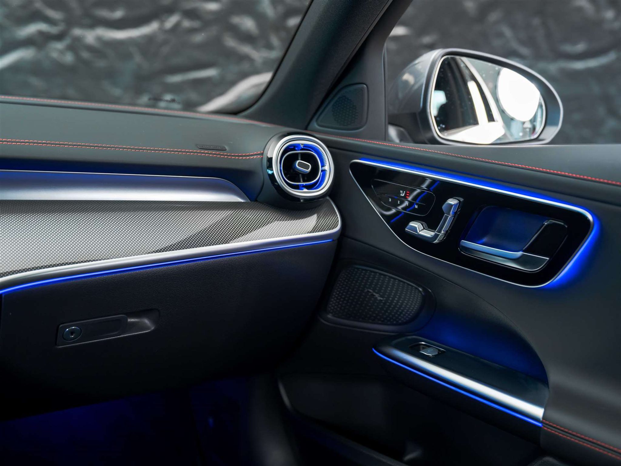 listing desktop thumbnail image 32