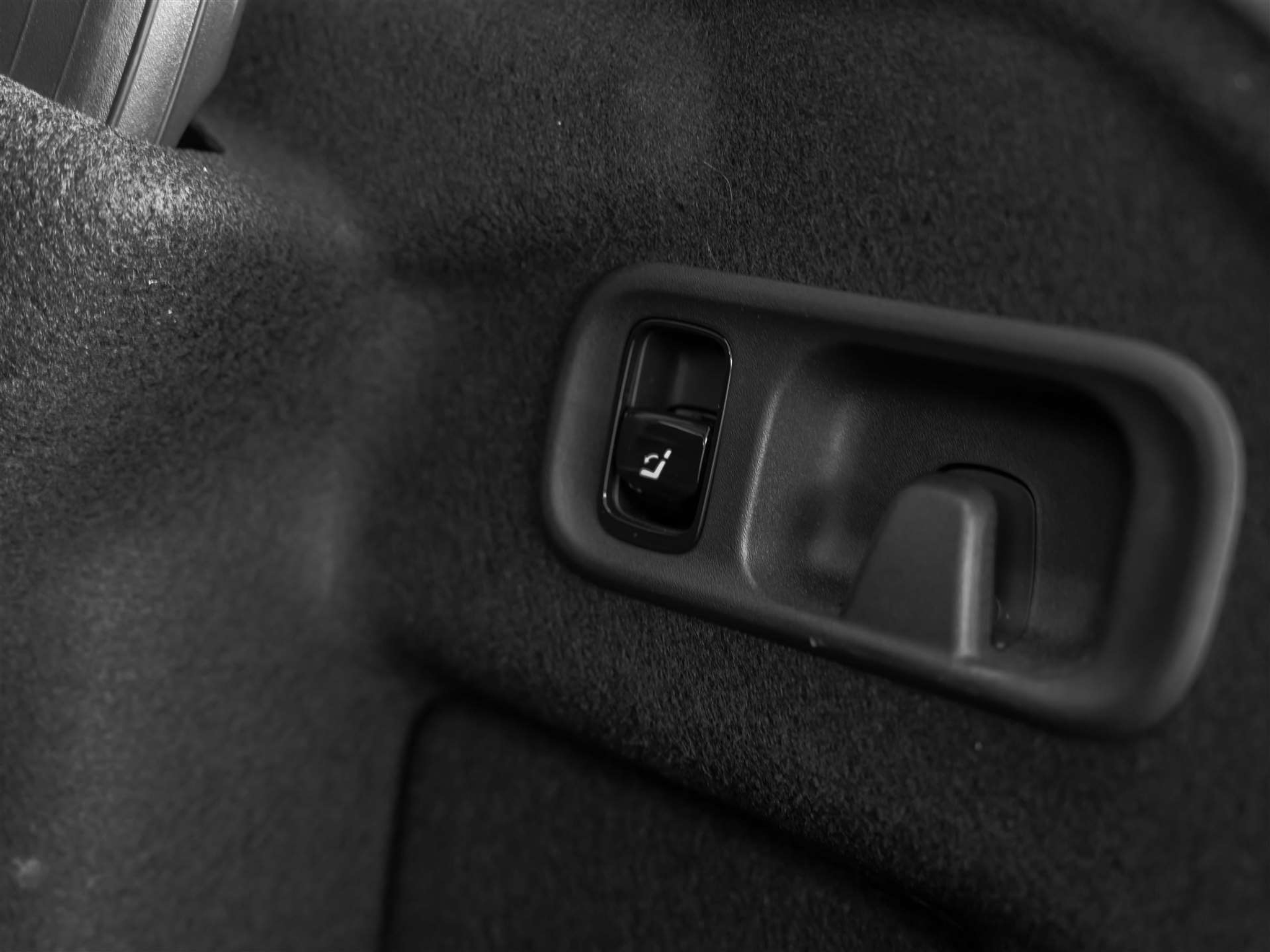 listing desktop thumbnail image 53