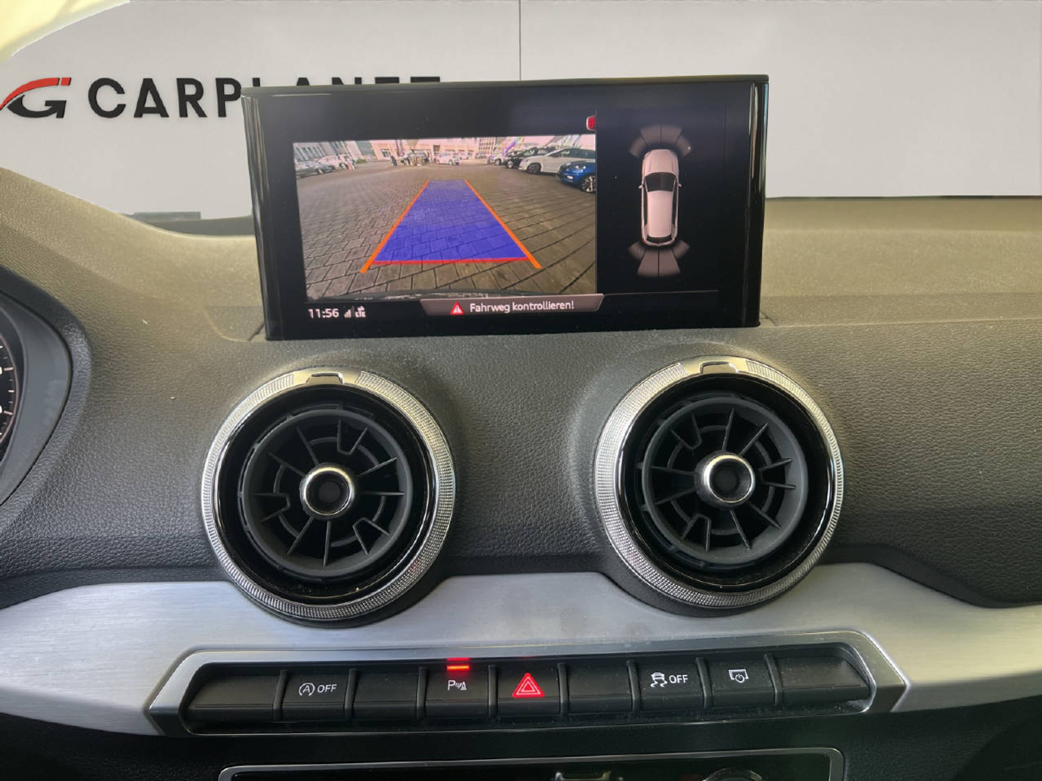 listing desktop thumbnail image 16