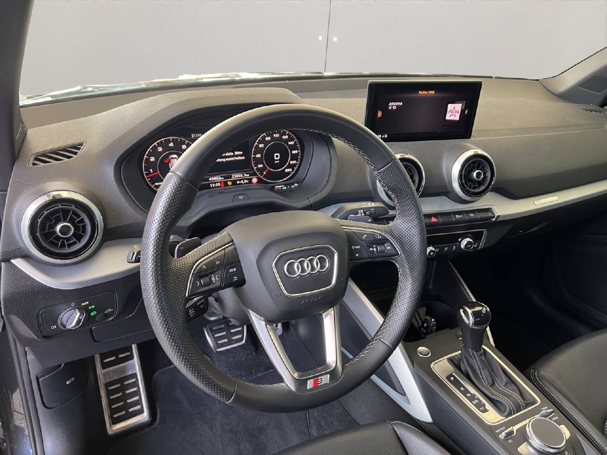 listing desktop thumbnail image 12