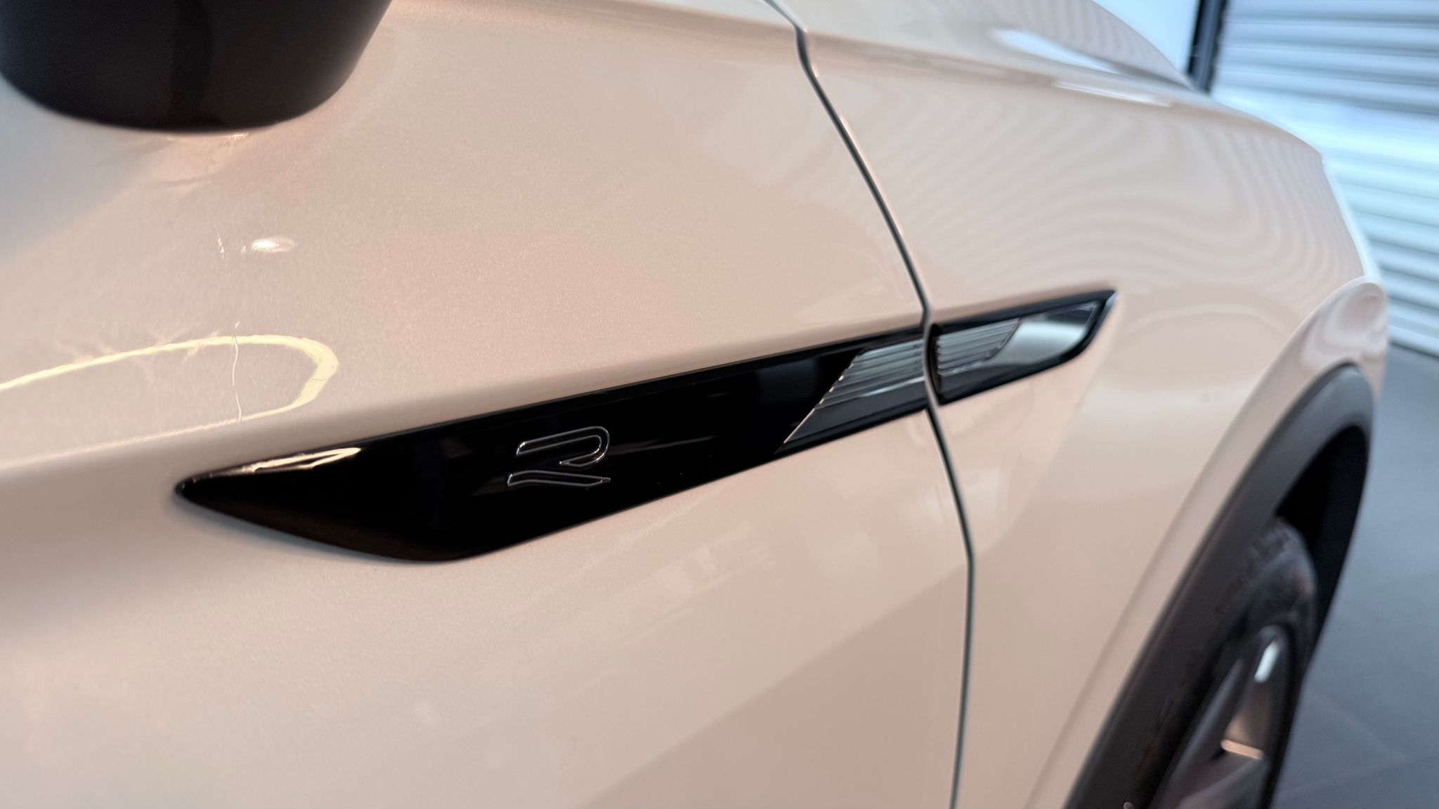 listing desktop thumbnail image 18