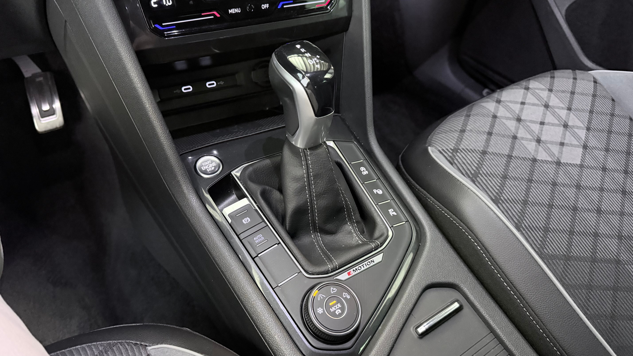 listing desktop thumbnail image 7