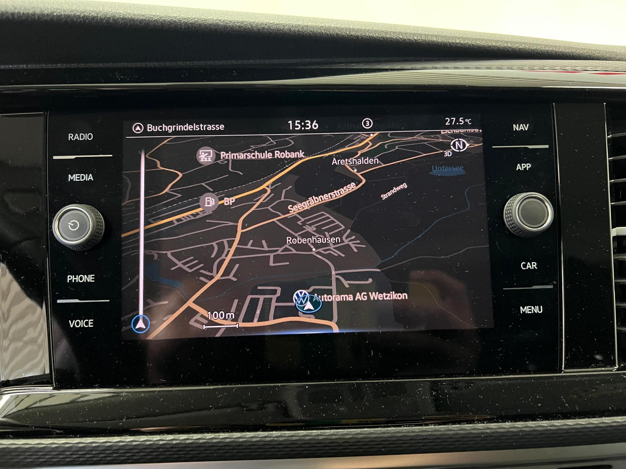 listing desktop thumbnail image 11