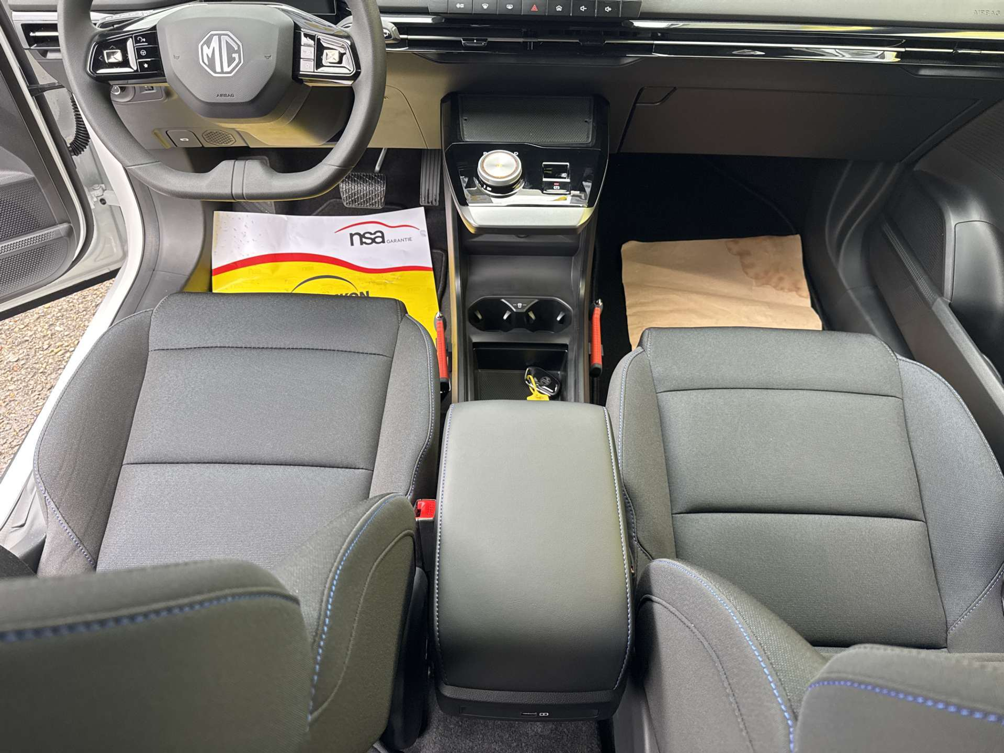 listing desktop thumbnail image 13