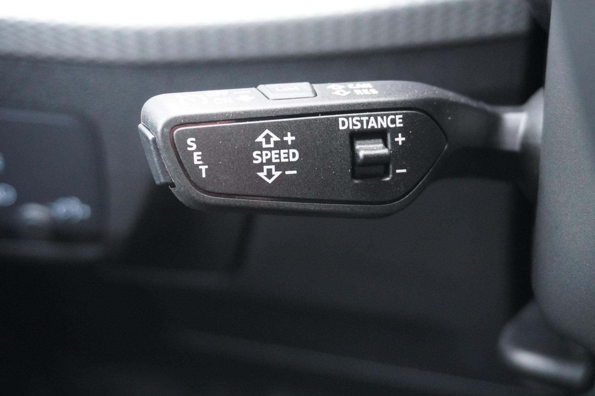 listing desktop thumbnail image 20